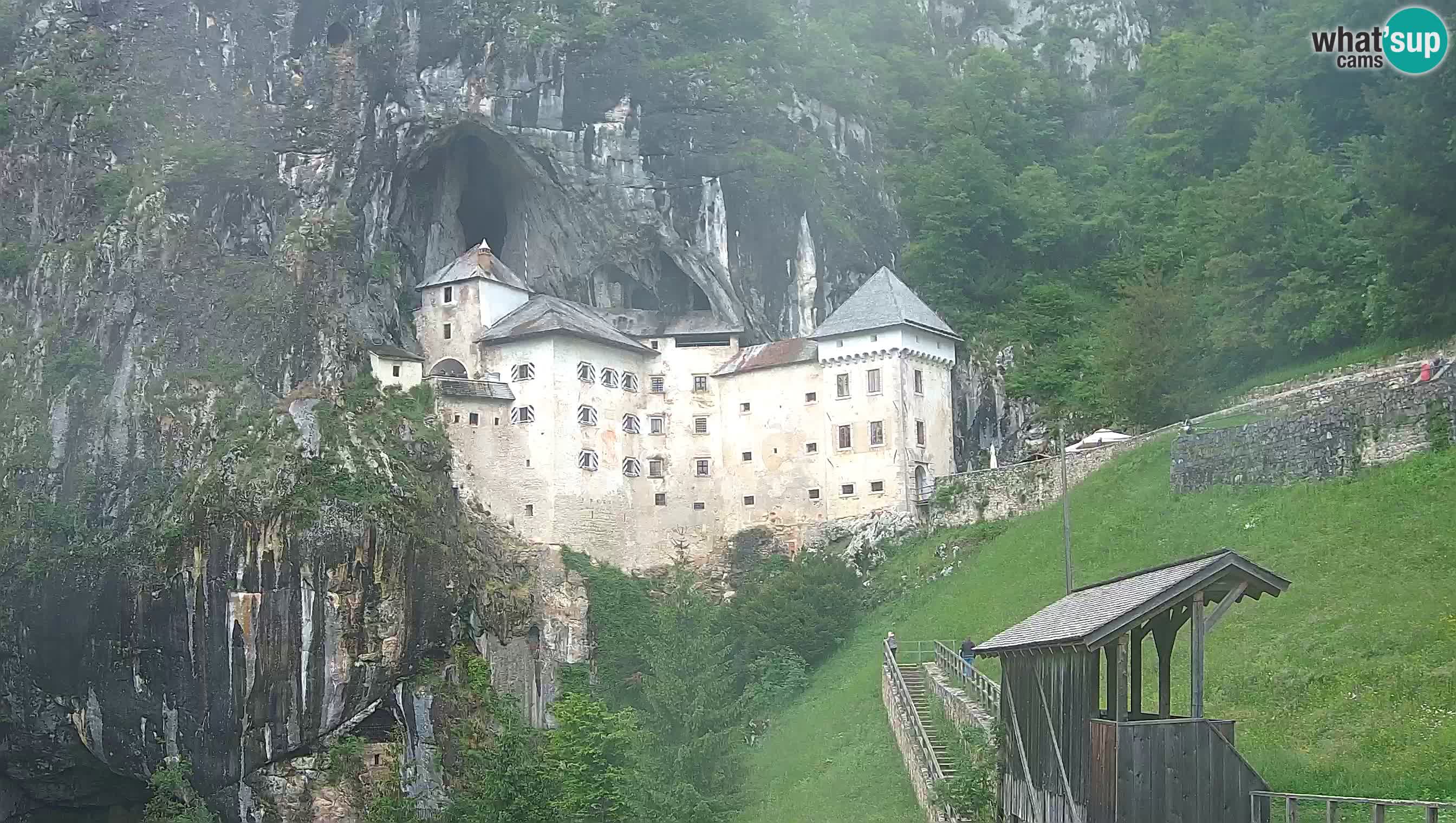 Web kamera Predjamski dvorac – Postojna – Slovenija