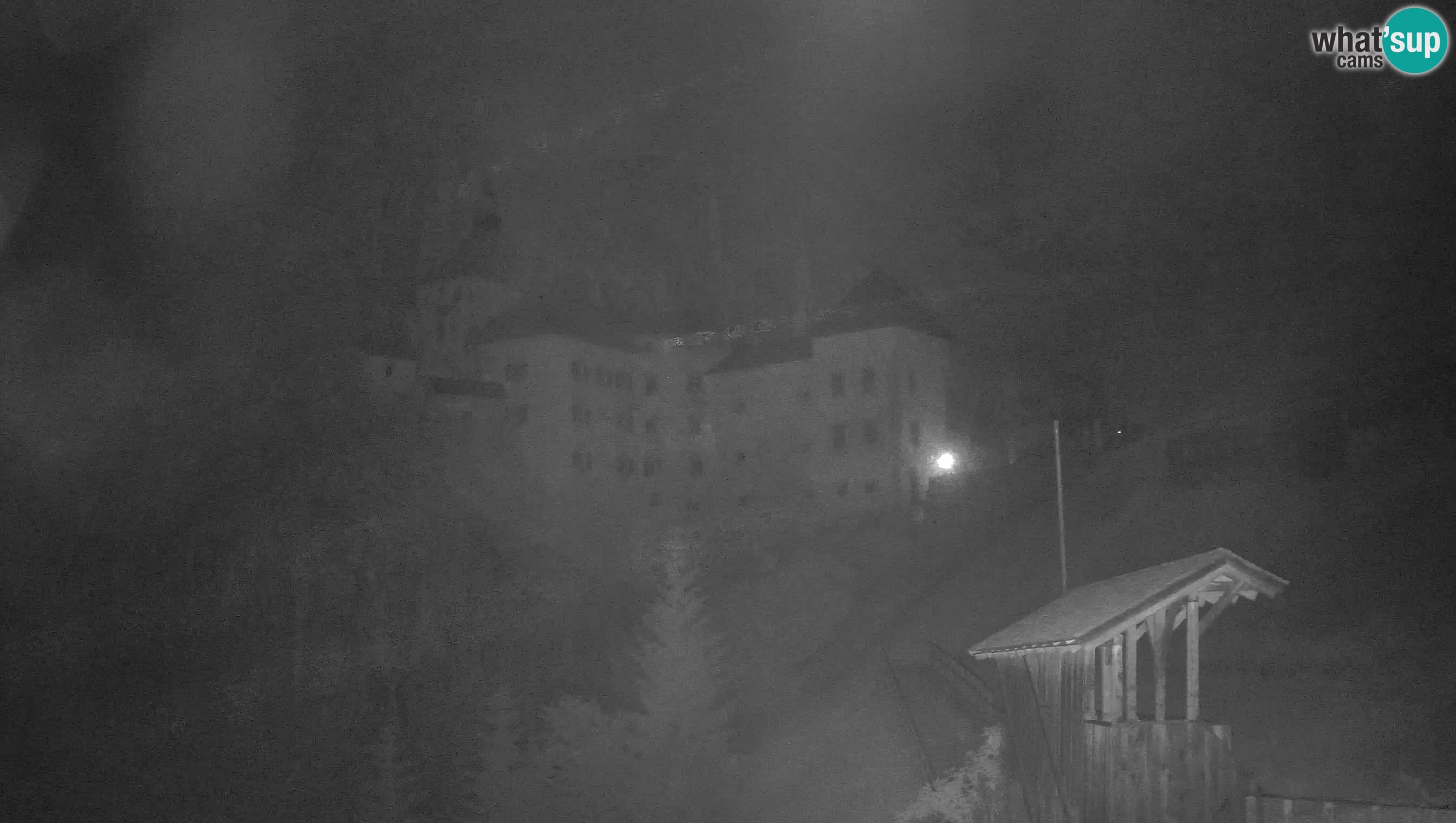 Live Webcam Grad Predjama – Château de Predjama – Postojna – Slovénie