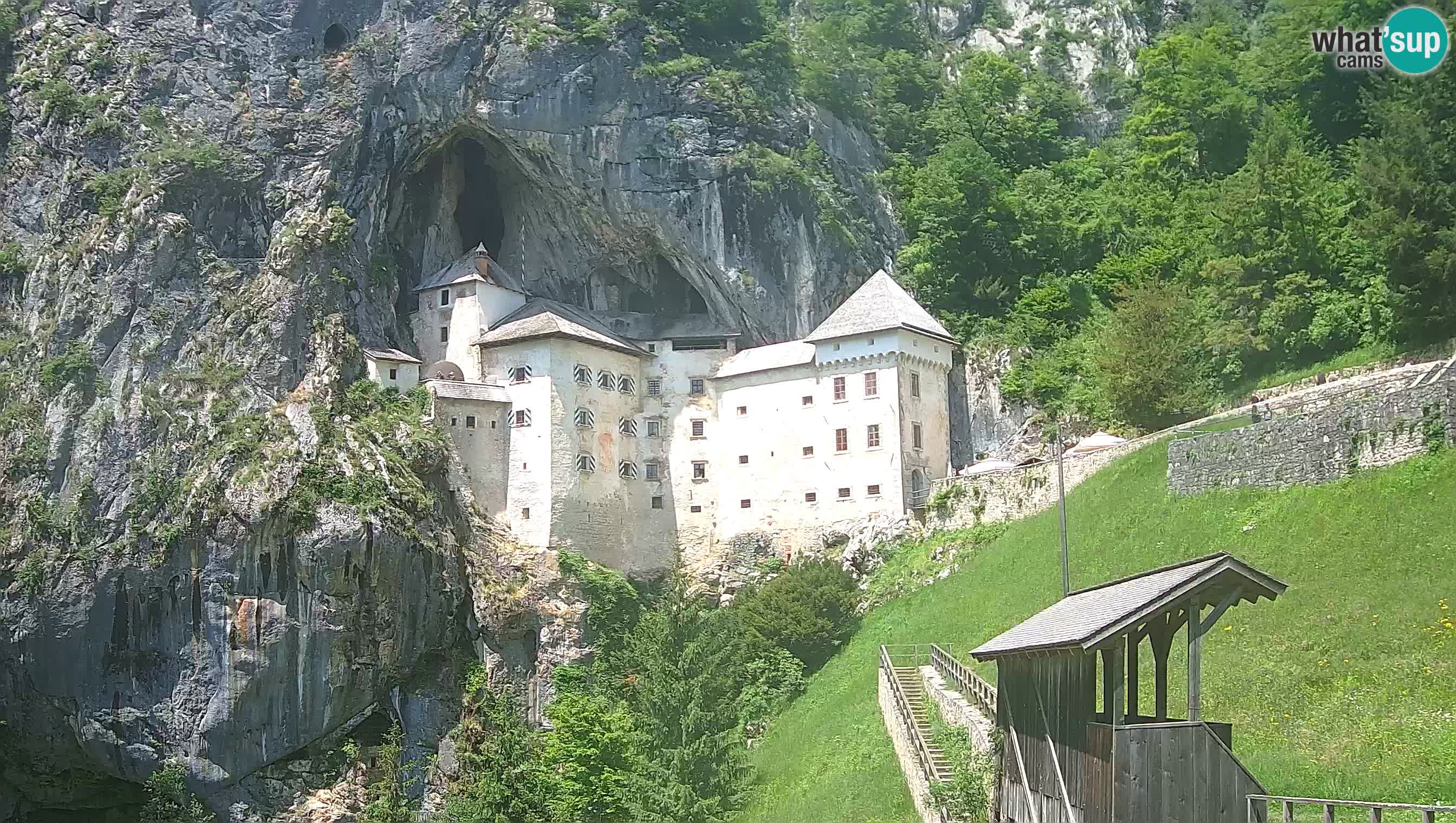 Live Webcam Castello di Predjama – Postumia – Slovenia