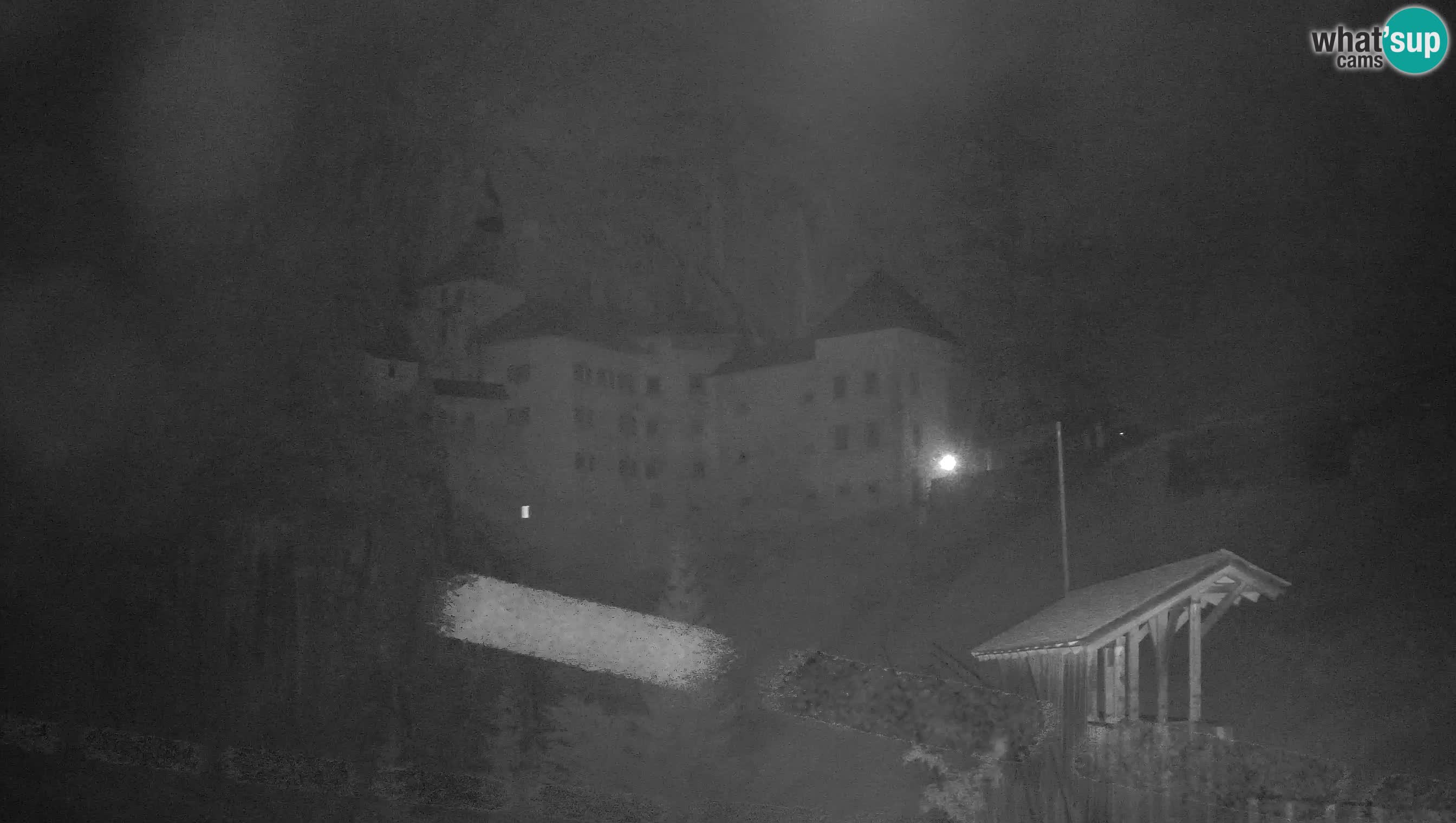 Live Webcam Höhlenburg Predjama – Postojna – Slowenien