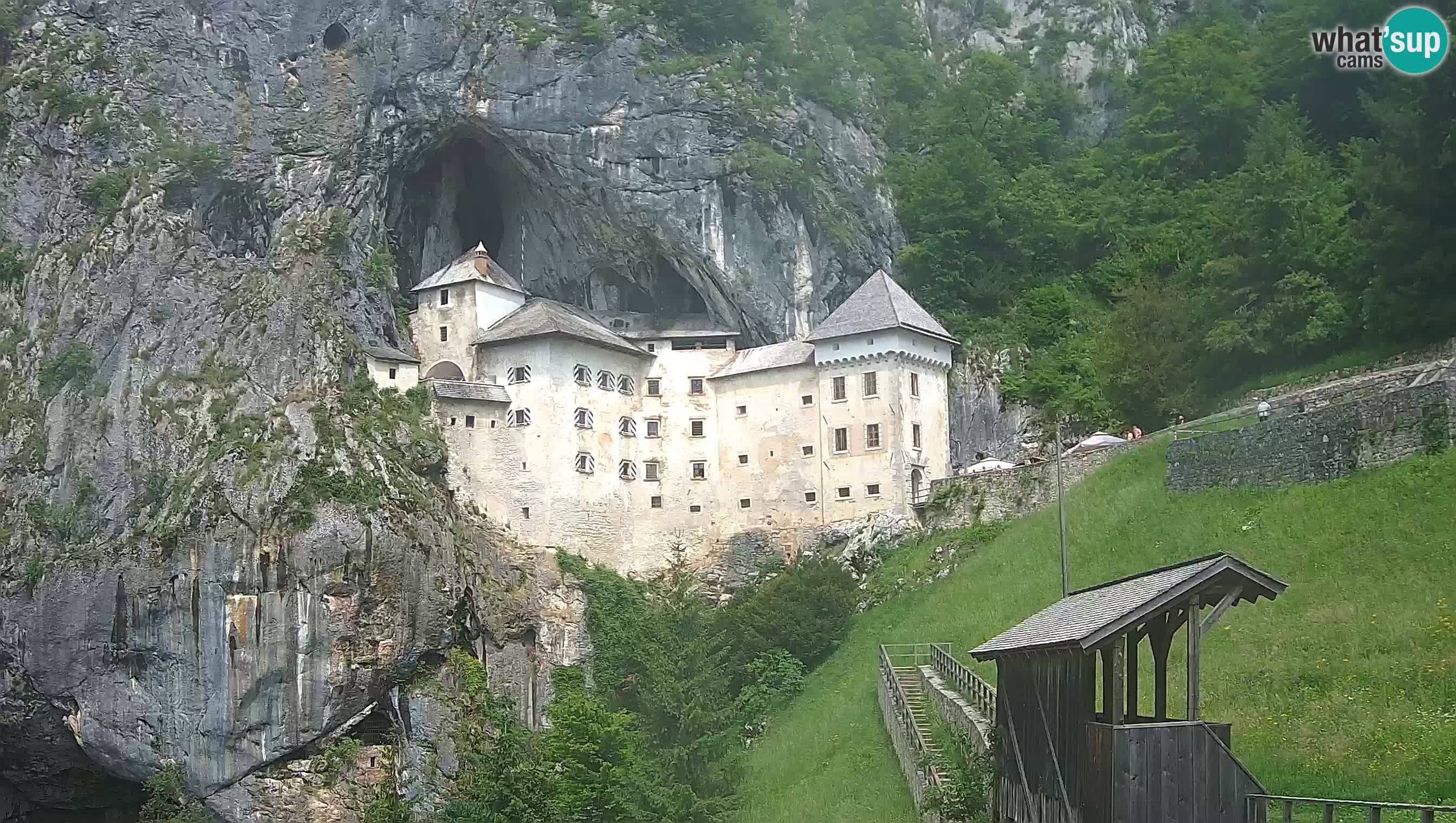 Live Webcam Castello di Predjama – Postumia – Slovenia