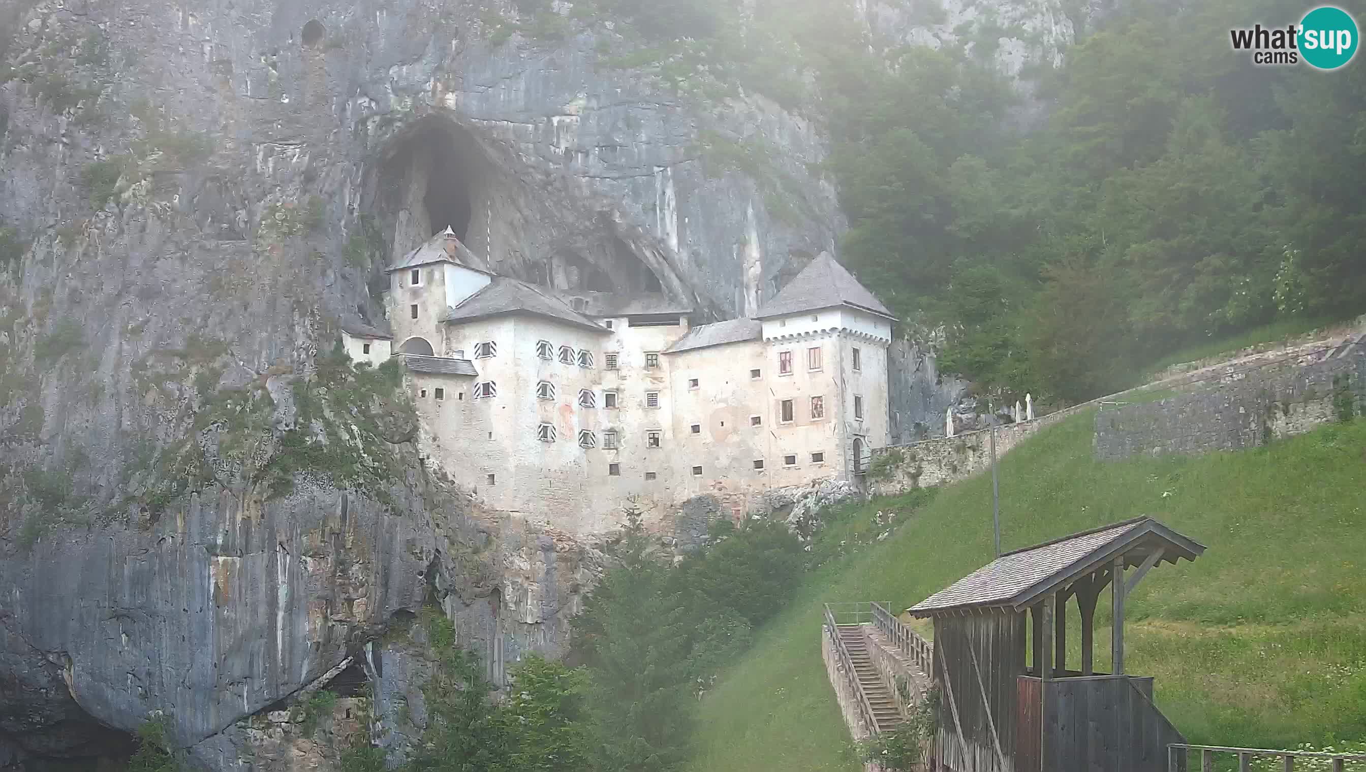 Camera en vivo Castillo de Predjama – Postojna – Eslovenia