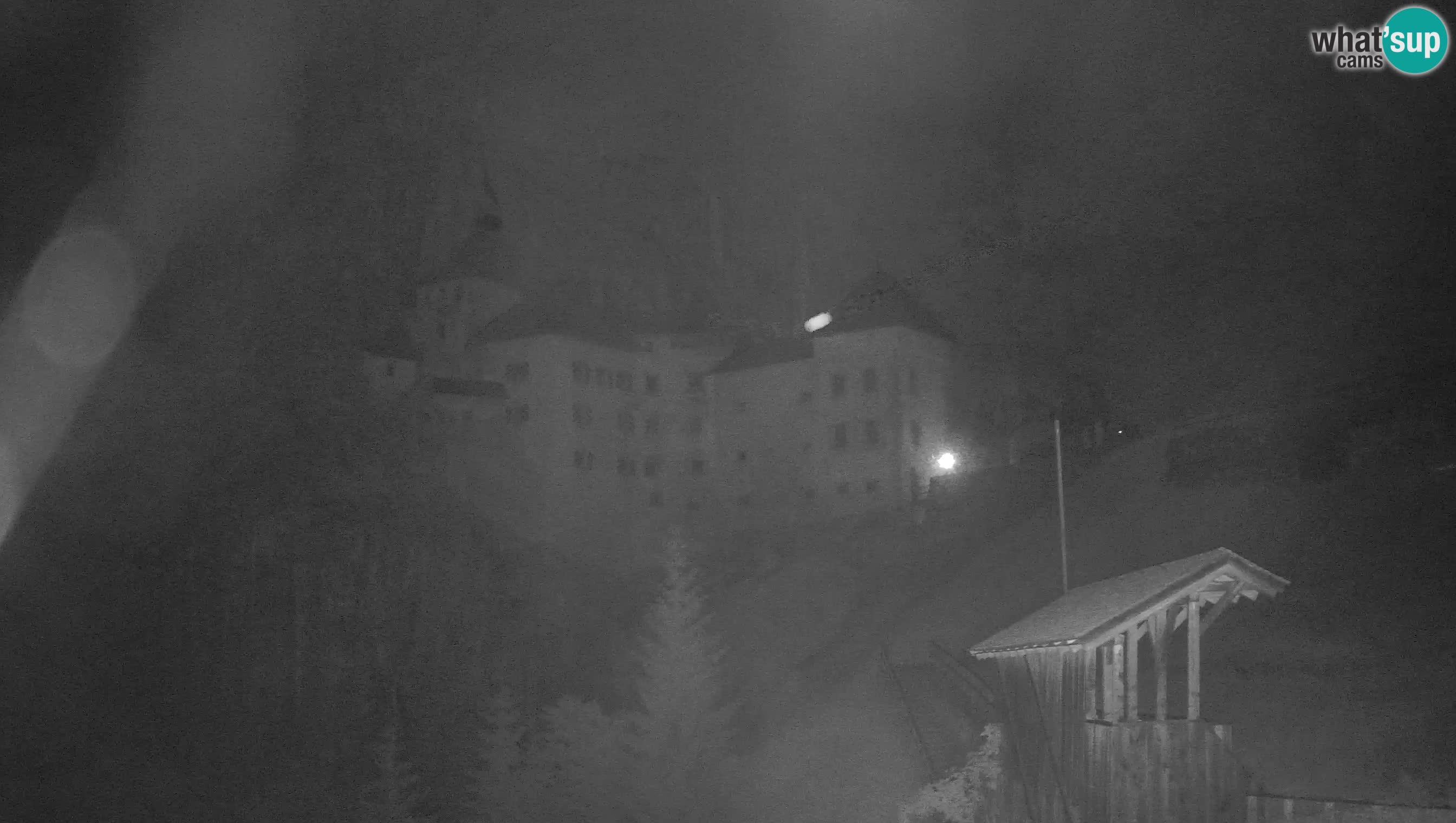 Live Webcam Grad Predjama – Château de Predjama – Postojna – Slovénie