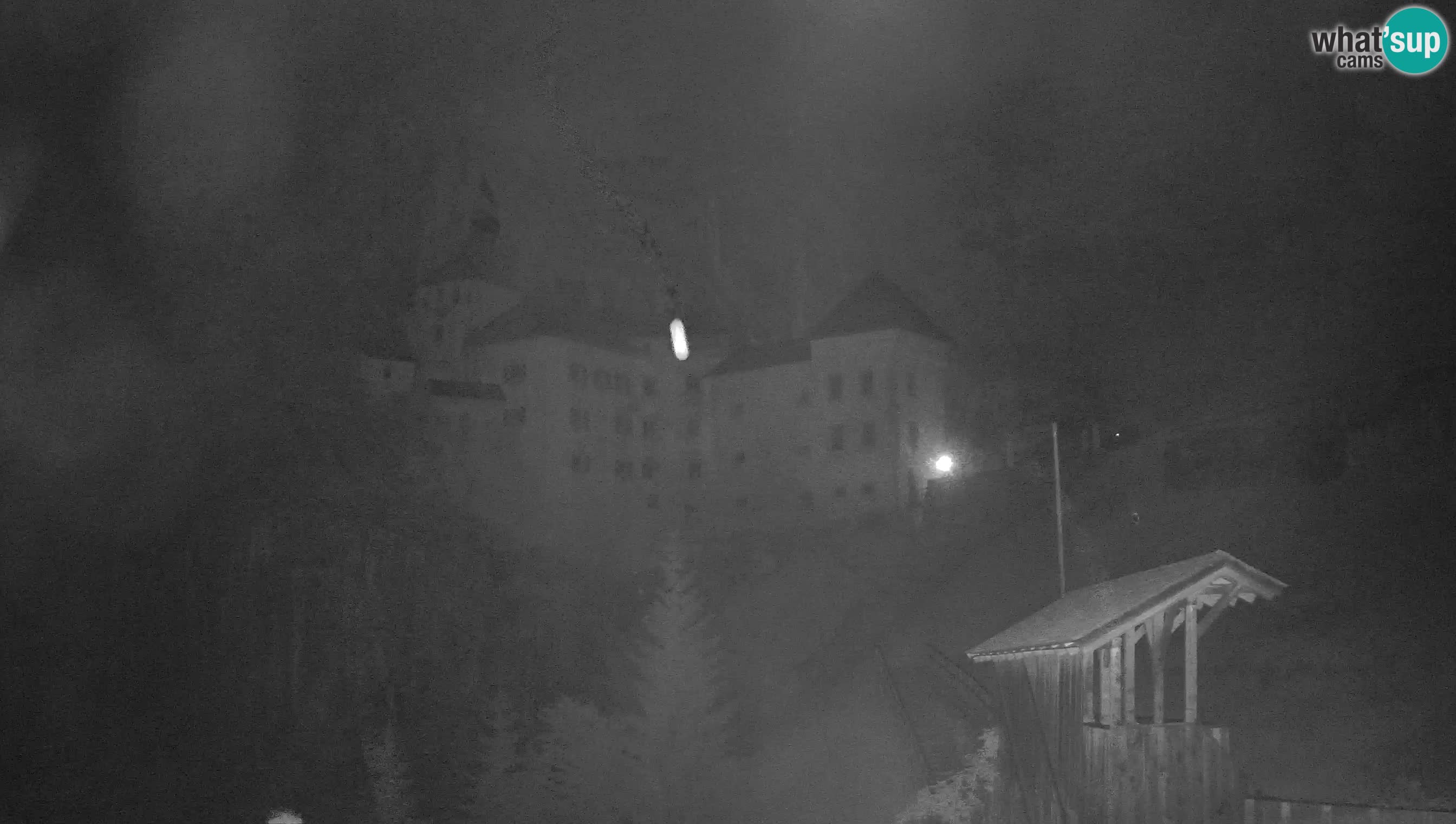 Live Webcam Grad Predjama – Château de Predjama – Postojna – Slovénie
