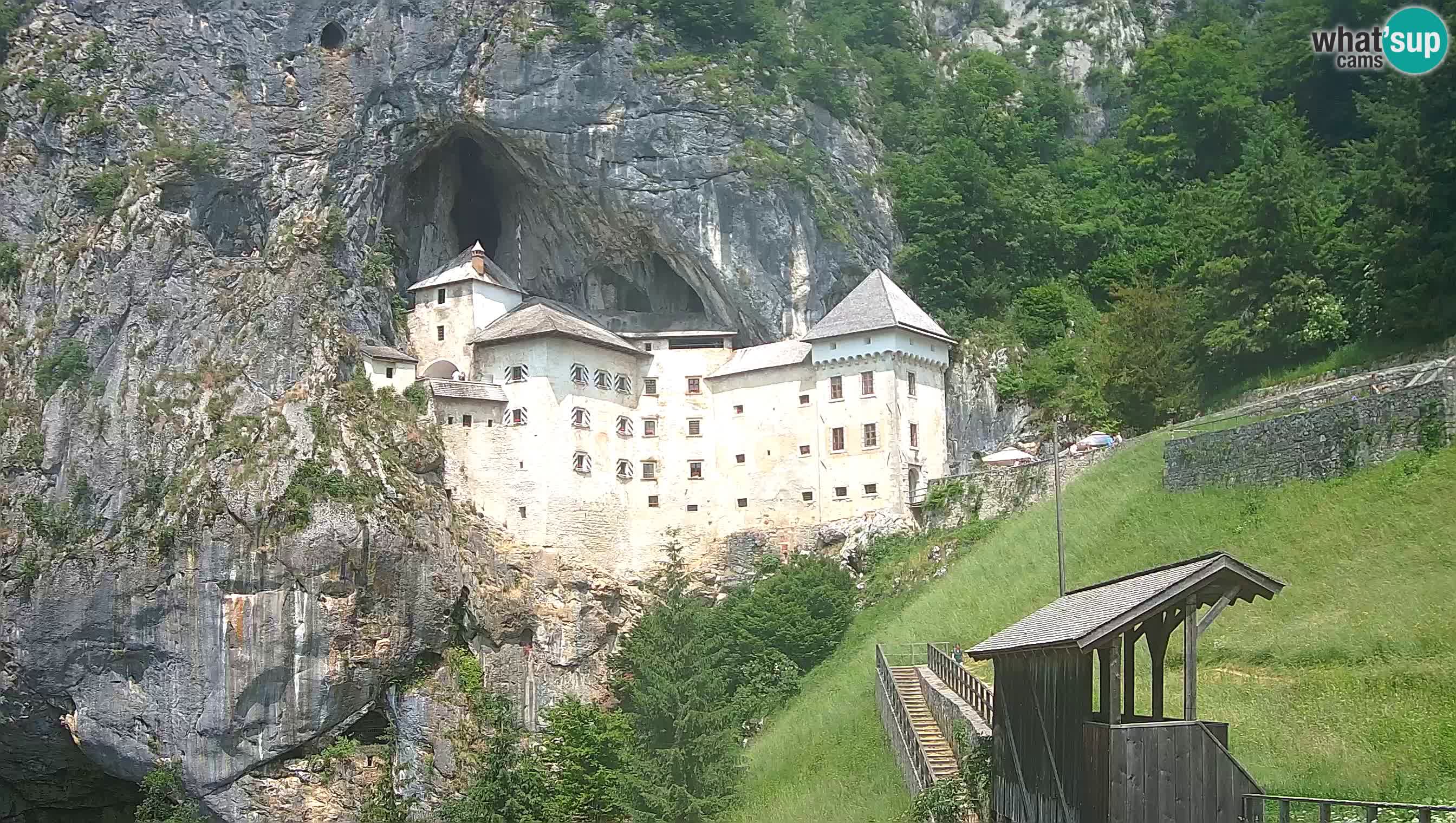 Camera en vivo Castillo de Predjama – Postojna – Eslovenia