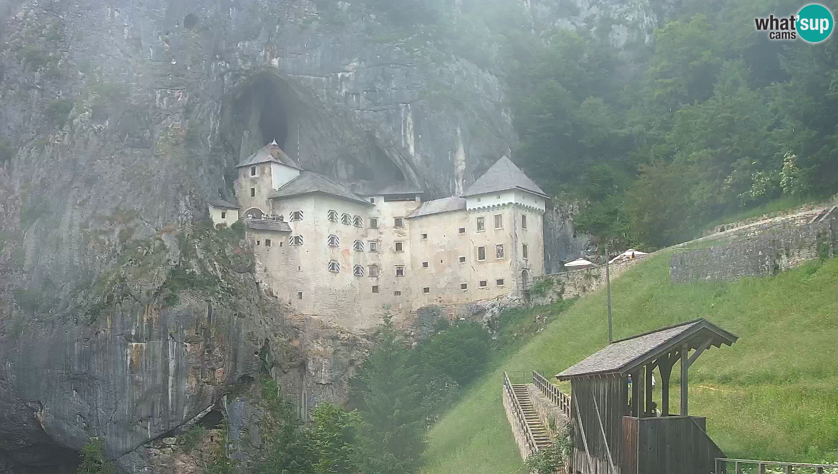 Live Webcam Predjamski grad – Predjama Castle – Postojna – Slovenia