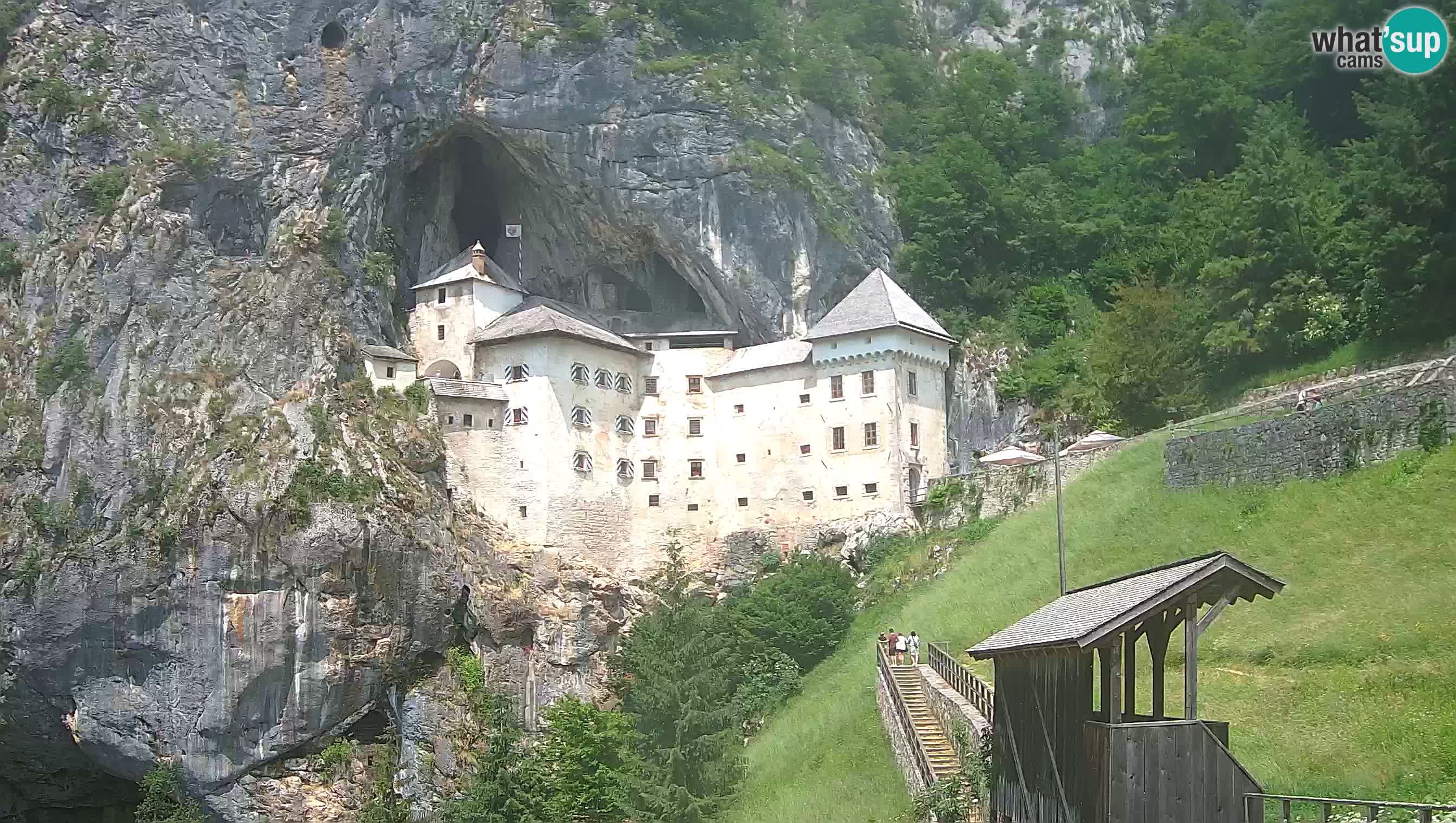 Live Webcam Predjamski grad – Predjama Castle – Postojna – Slovenia