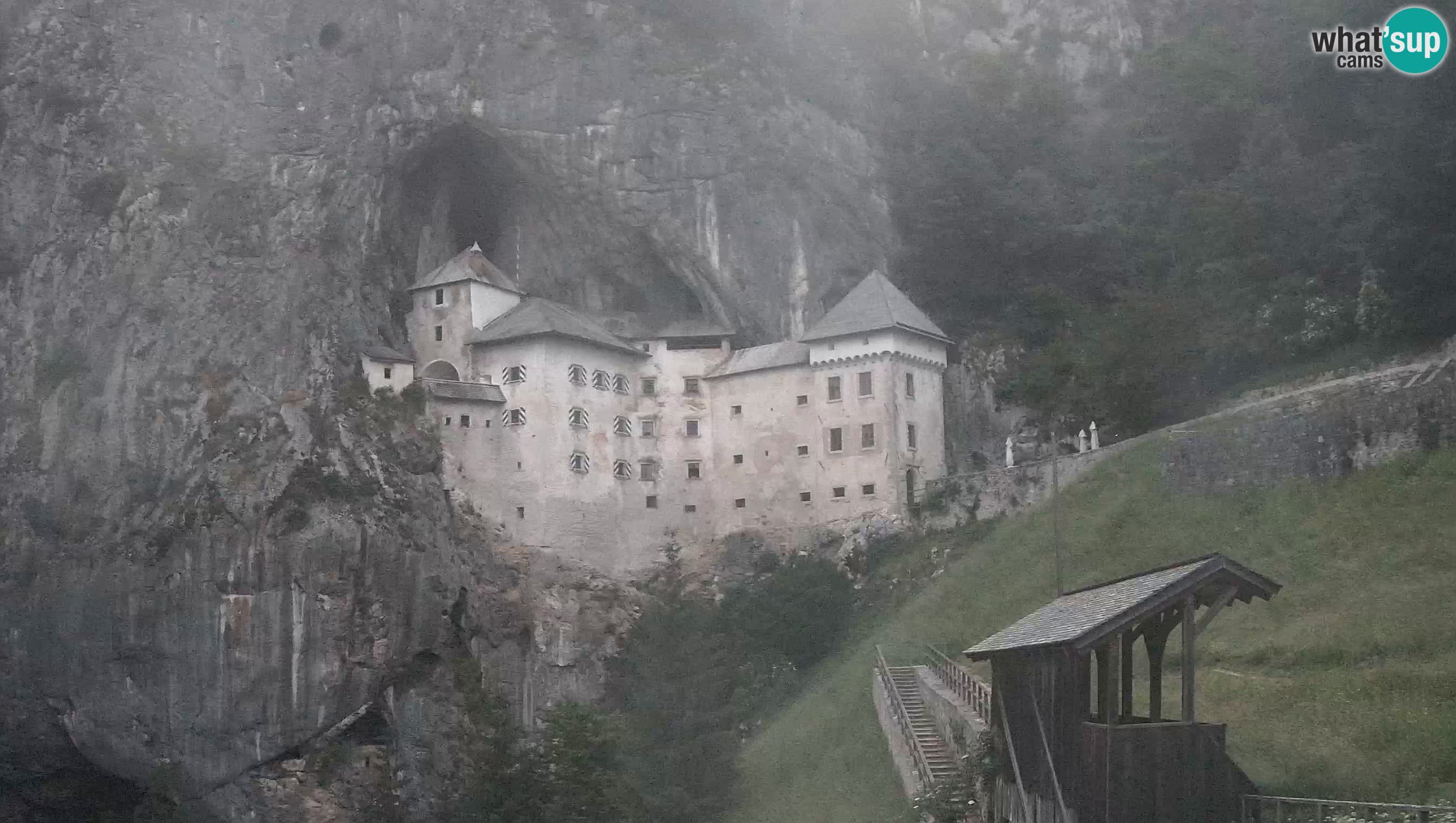Live Webcam Predjamski grad – Predjama Castle – Postojna – Slovenia