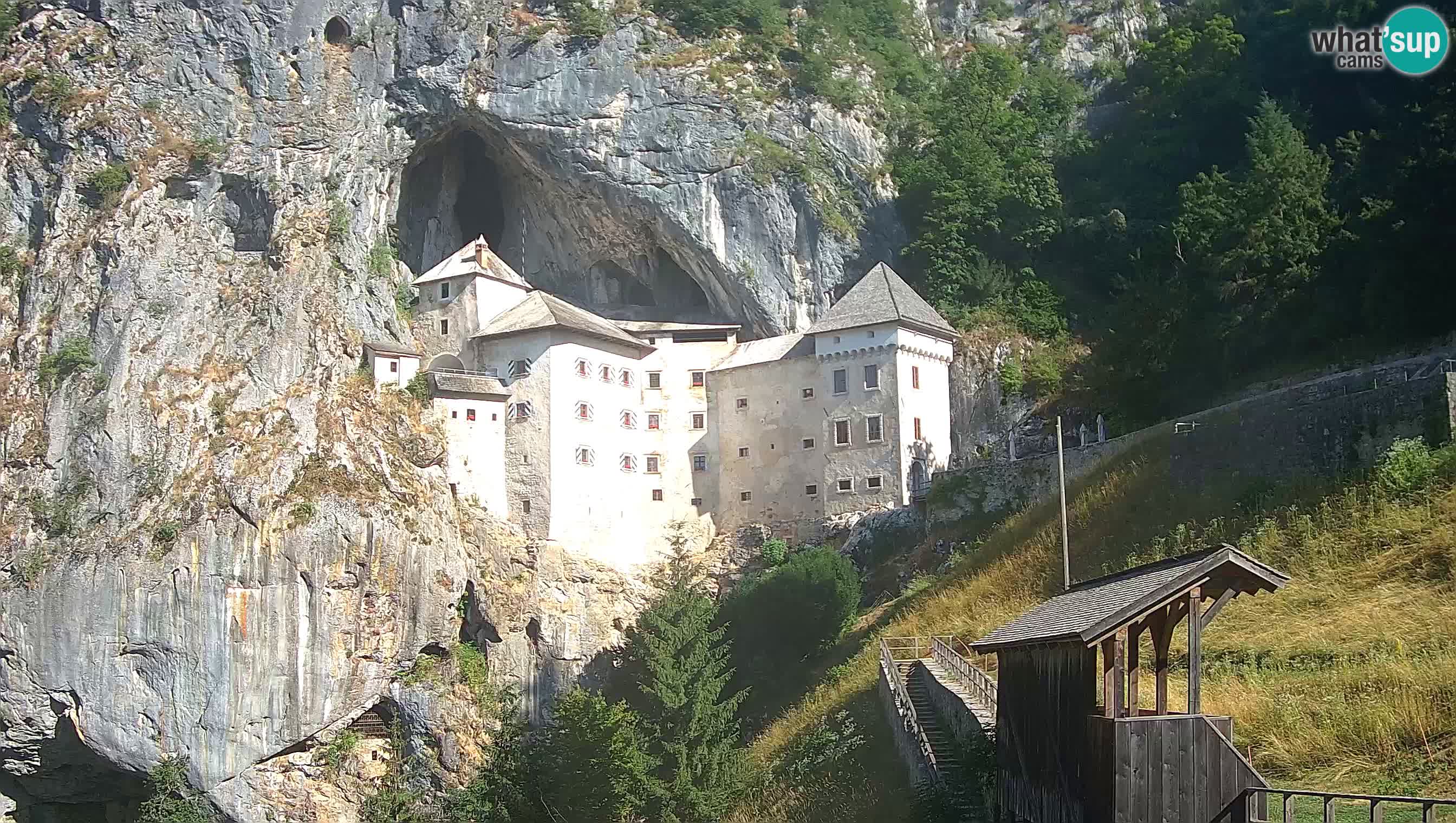 Web kamera Predjamski dvorac – Postojna – Slovenija