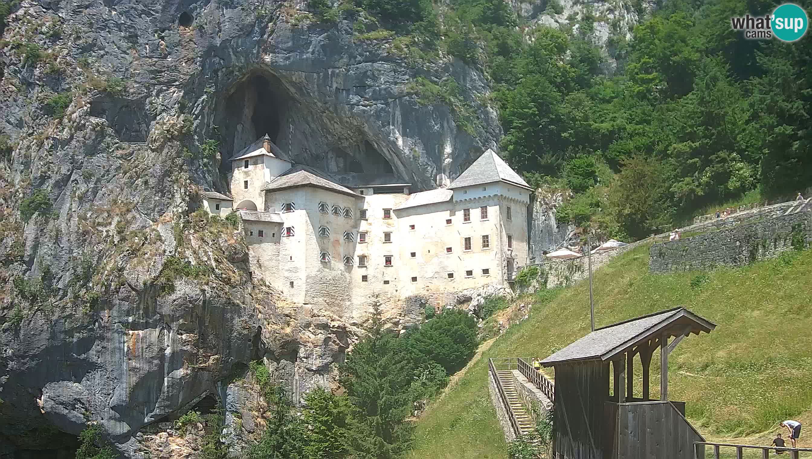 Live Webcam Predjamski grad – Predjama Castle – Postojna – Slovenia