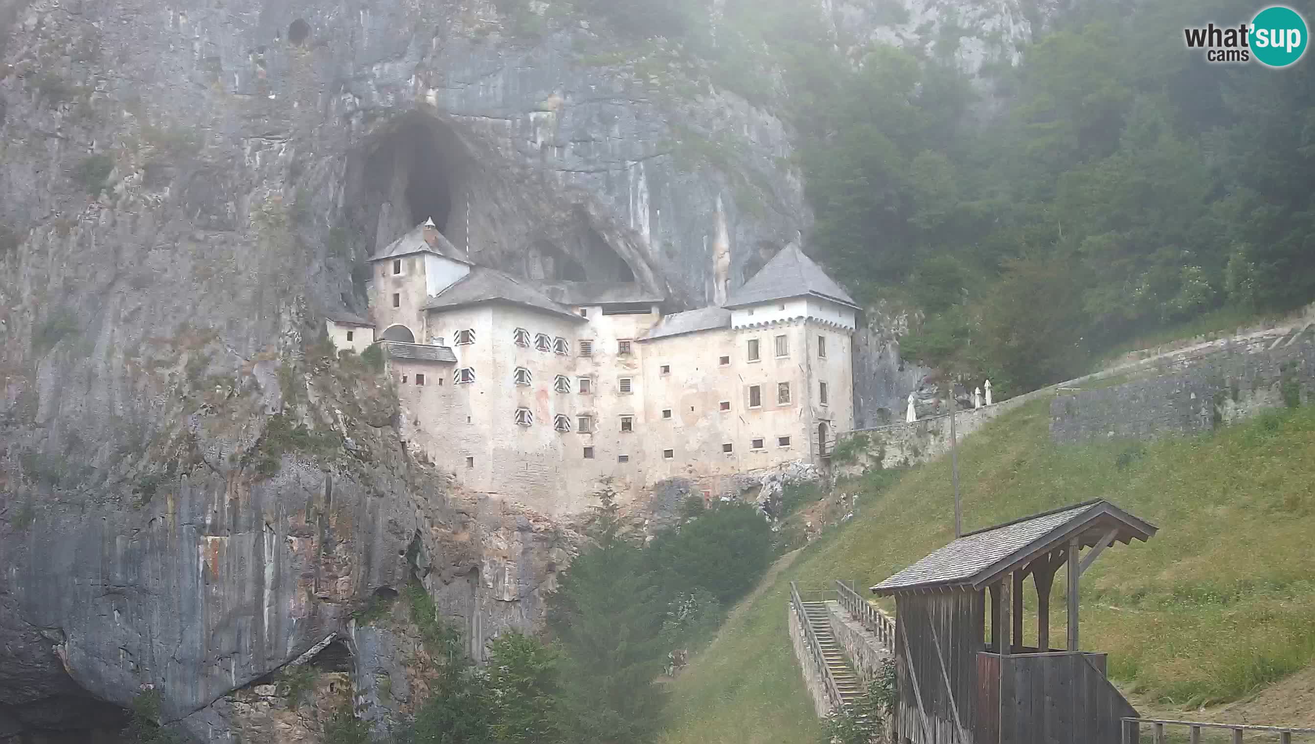 Live Webcam Predjamski grad – Predjama Castle – Postojna – Slovenia