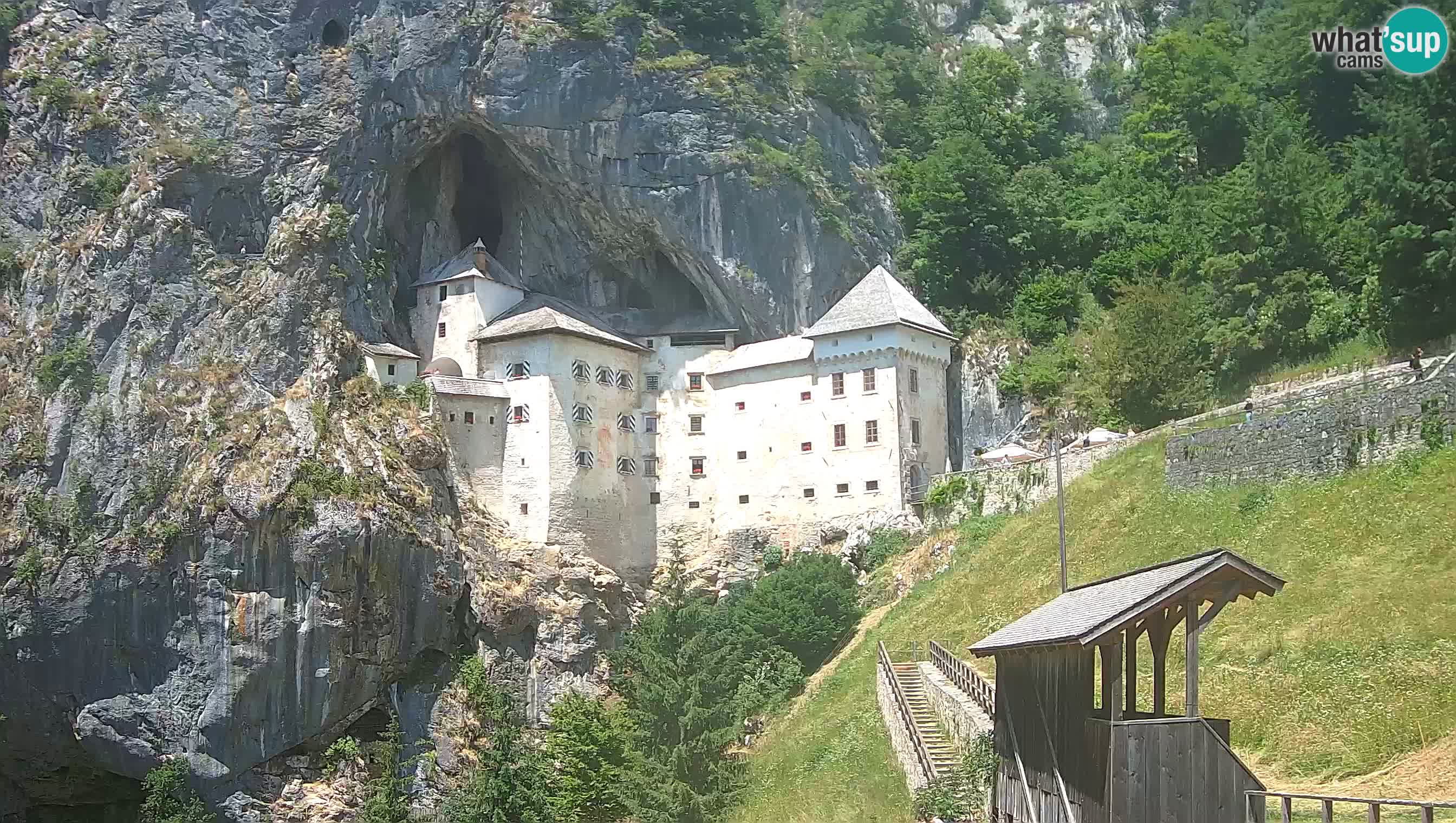 Live Webcam Castello di Predjama – Postumia – Slovenia