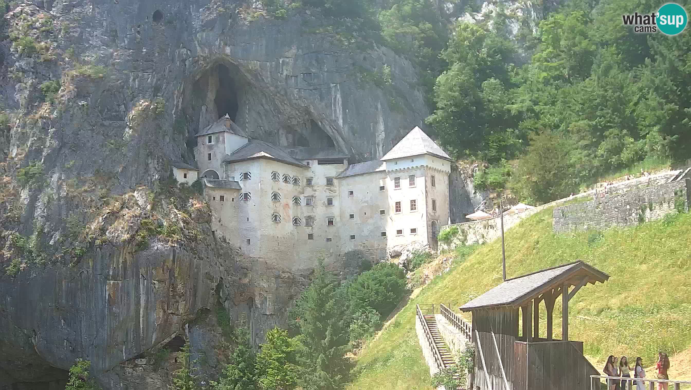 Live Webcam Castello di Predjama – Postumia – Slovenia