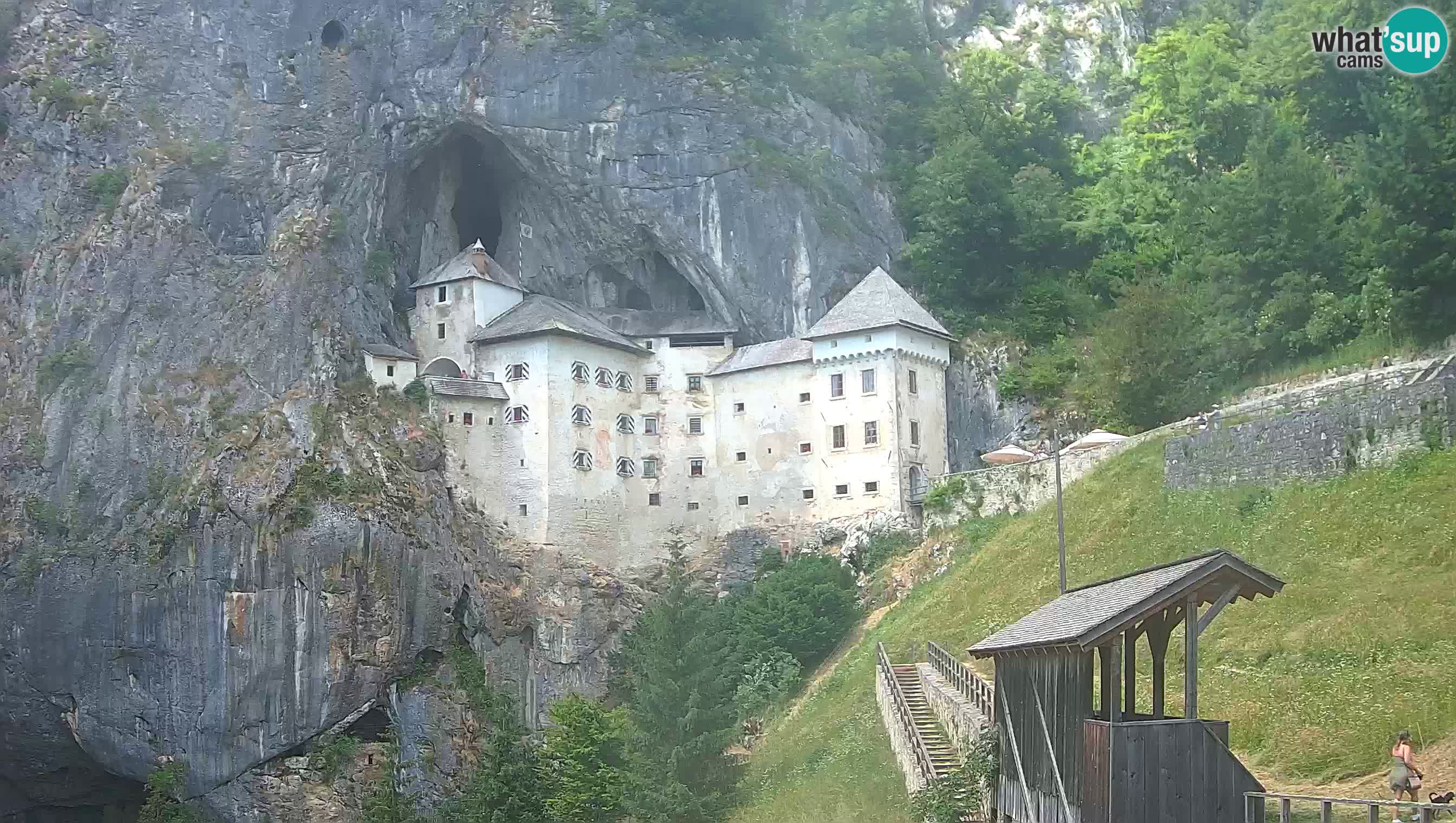 Web kamera Predjamski dvorac – Postojna – Slovenija