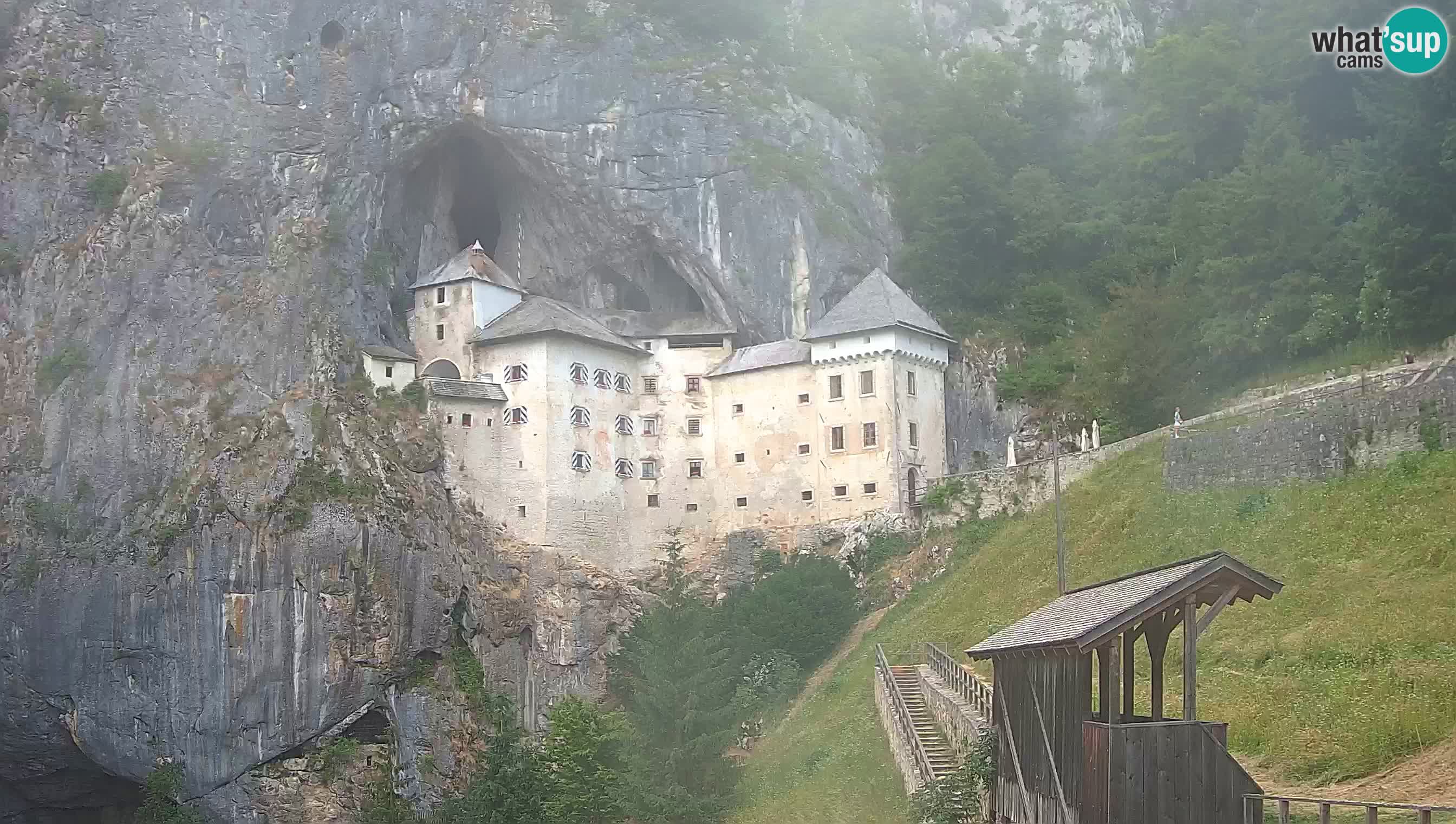 Live Webcam Castello di Predjama – Postumia – Slovenia
