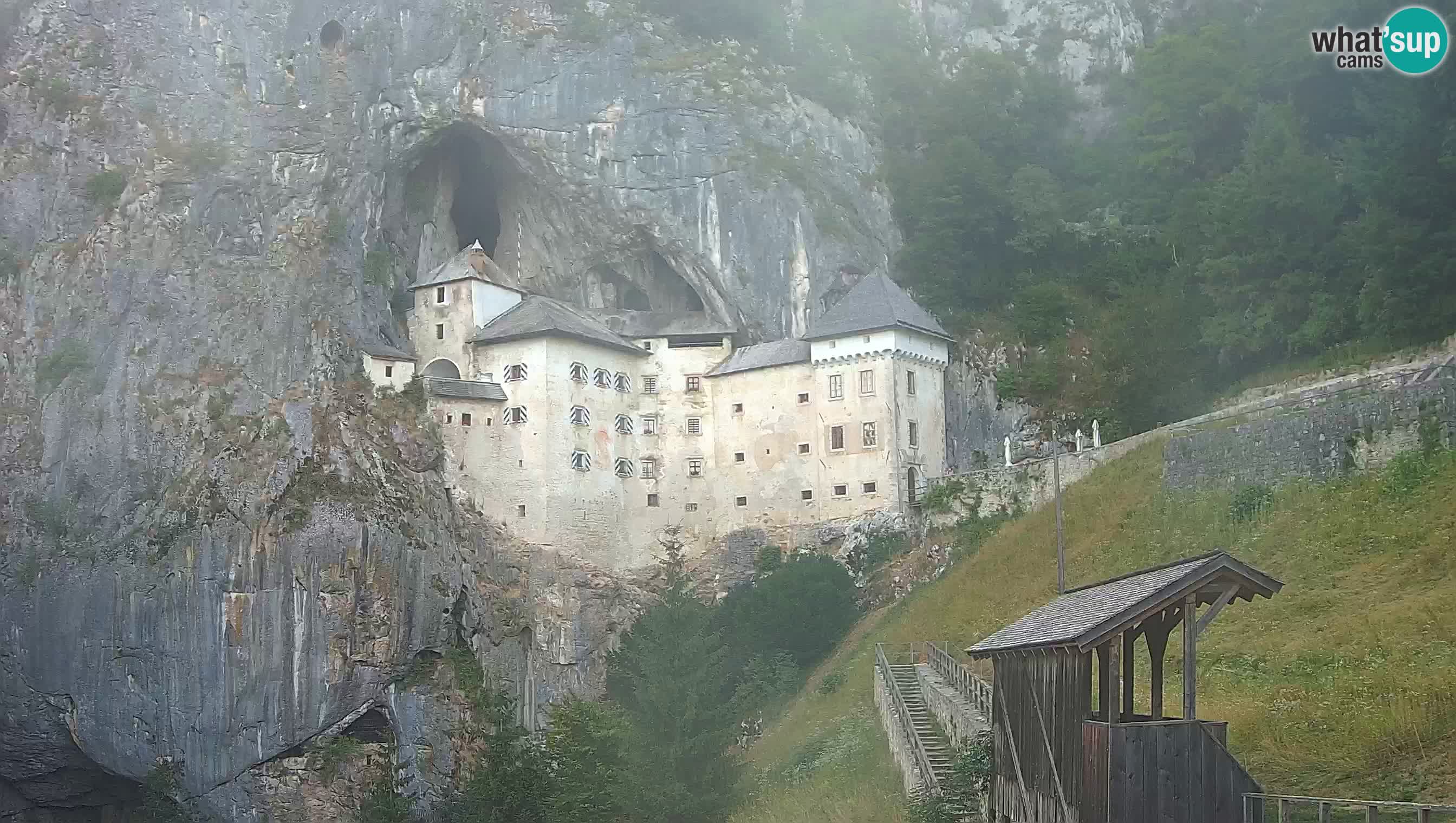 Live Webcam Predjamski grad – Predjama Castle – Postojna – Slovenia