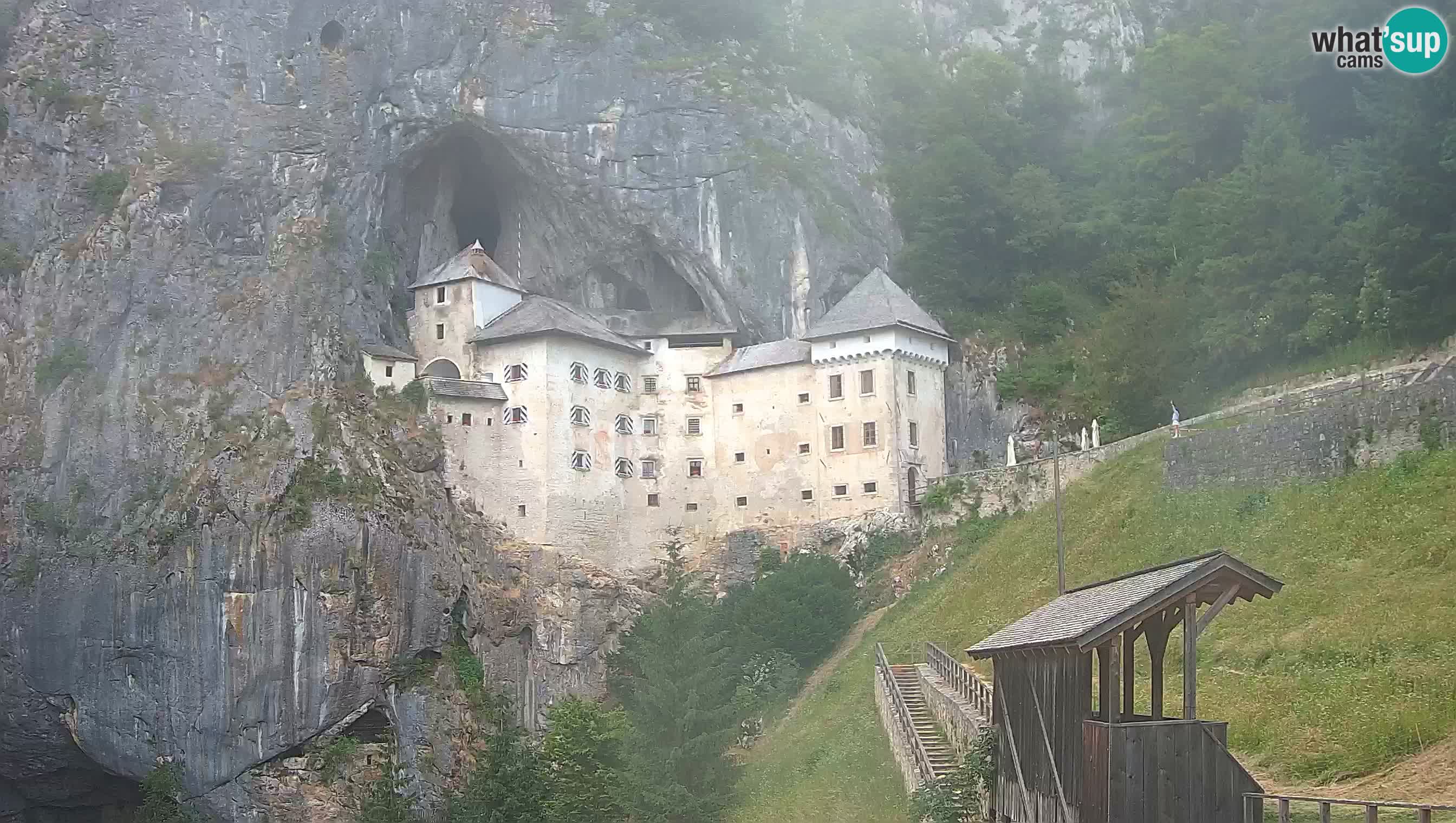 Web kamera Predjamski dvorac – Postojna – Slovenija