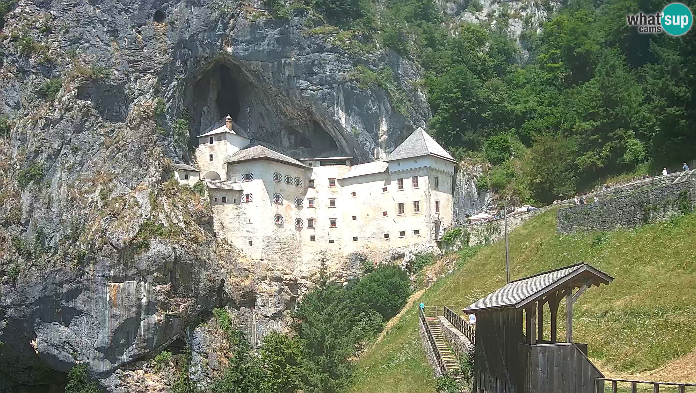 Live Webcam Castello di Predjama – Postumia – Slovenia