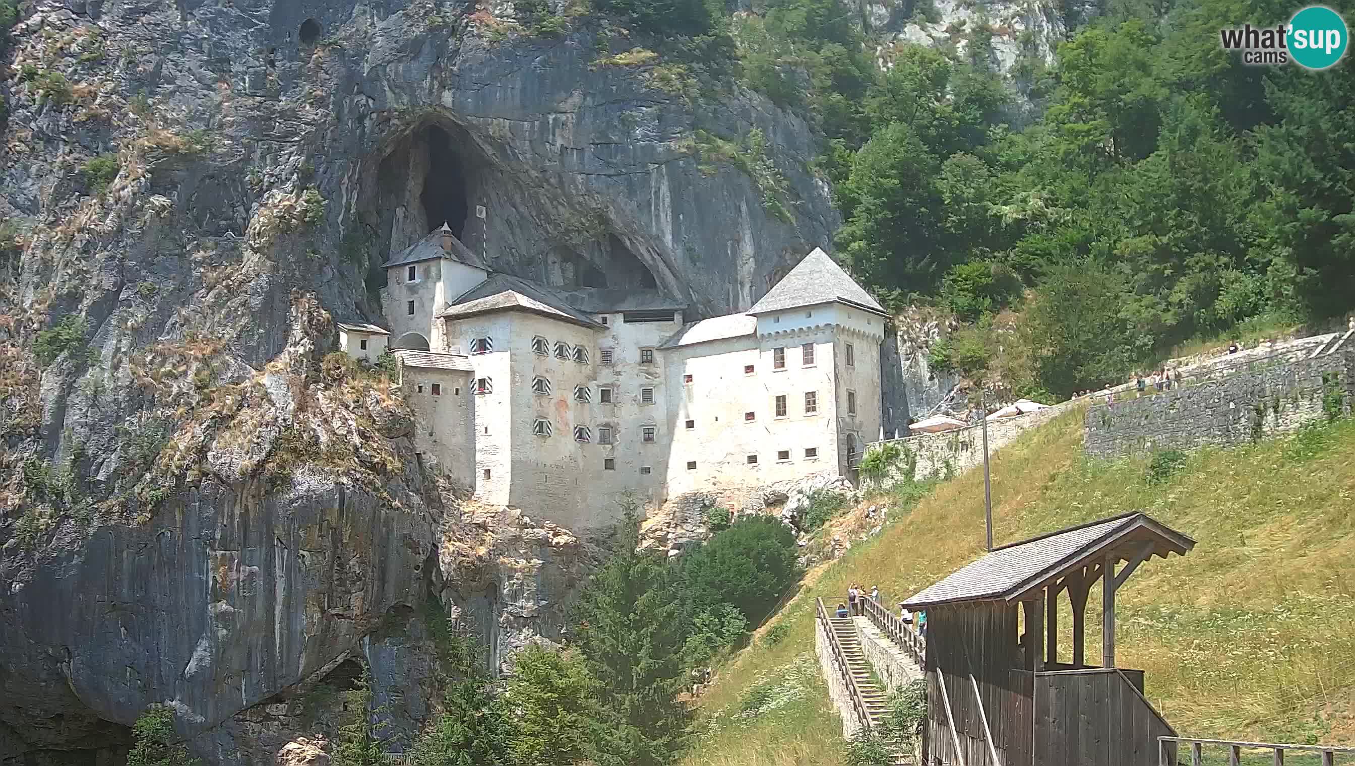 Web kamera Predjamski dvorac – Postojna – Slovenija