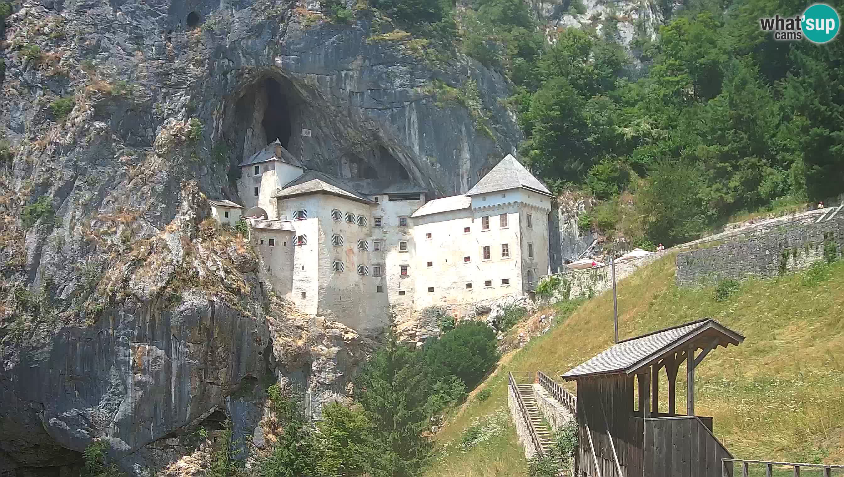 Live Webcam Castello di Predjama – Postumia – Slovenia