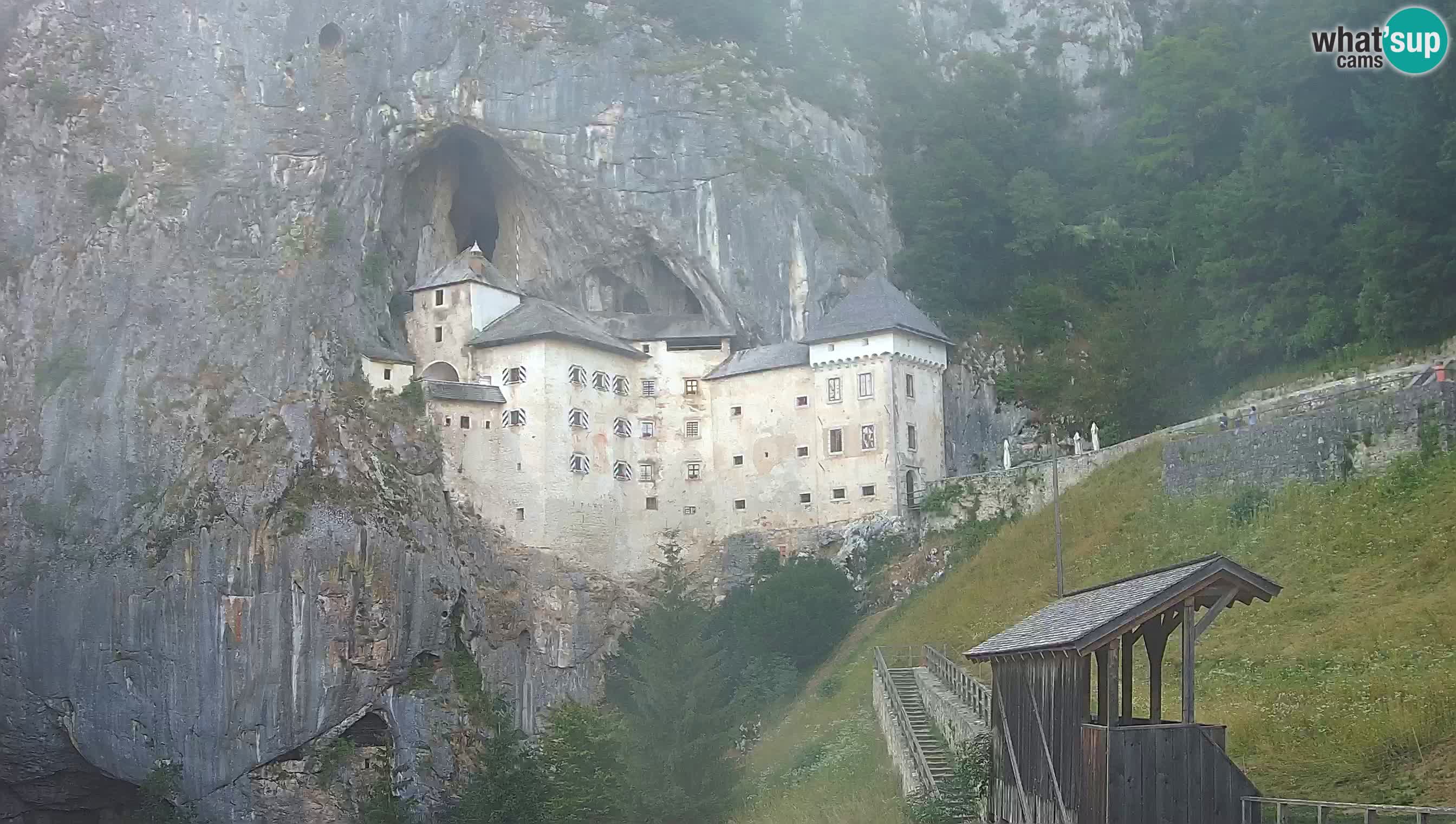 Live Webcam Predjamski grad – Predjama Castle – Postojna – Slovenia