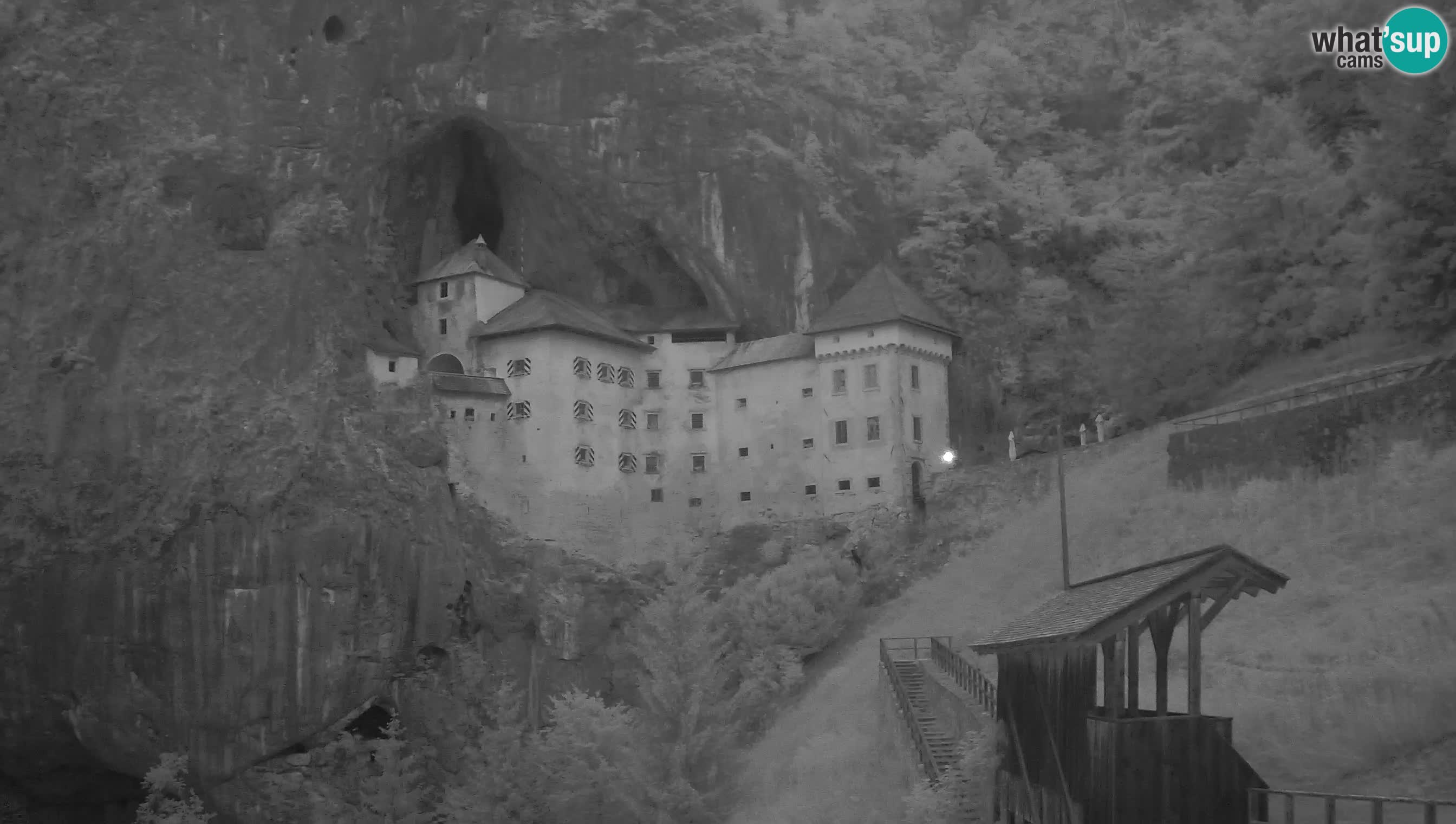 Web kamera Predjamski dvorac – Postojna – Slovenija
