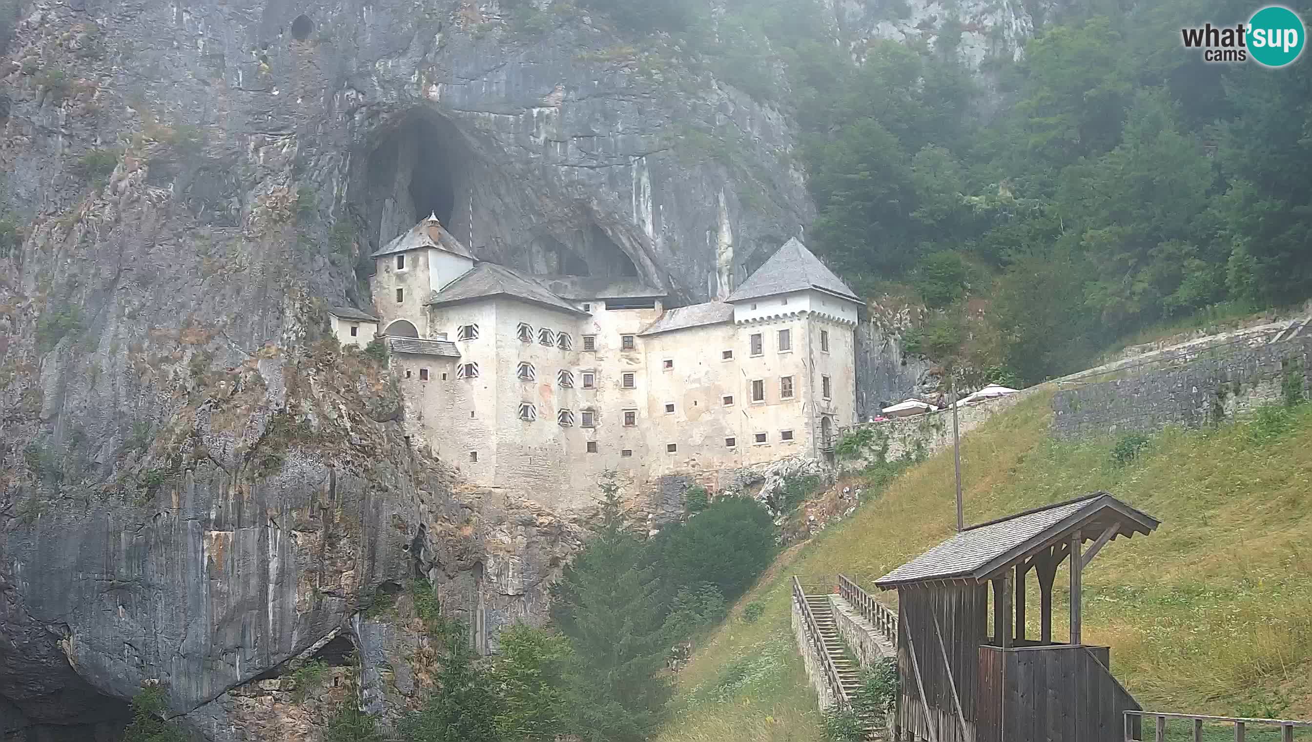 Live Webcam Castello di Predjama – Postumia – Slovenia