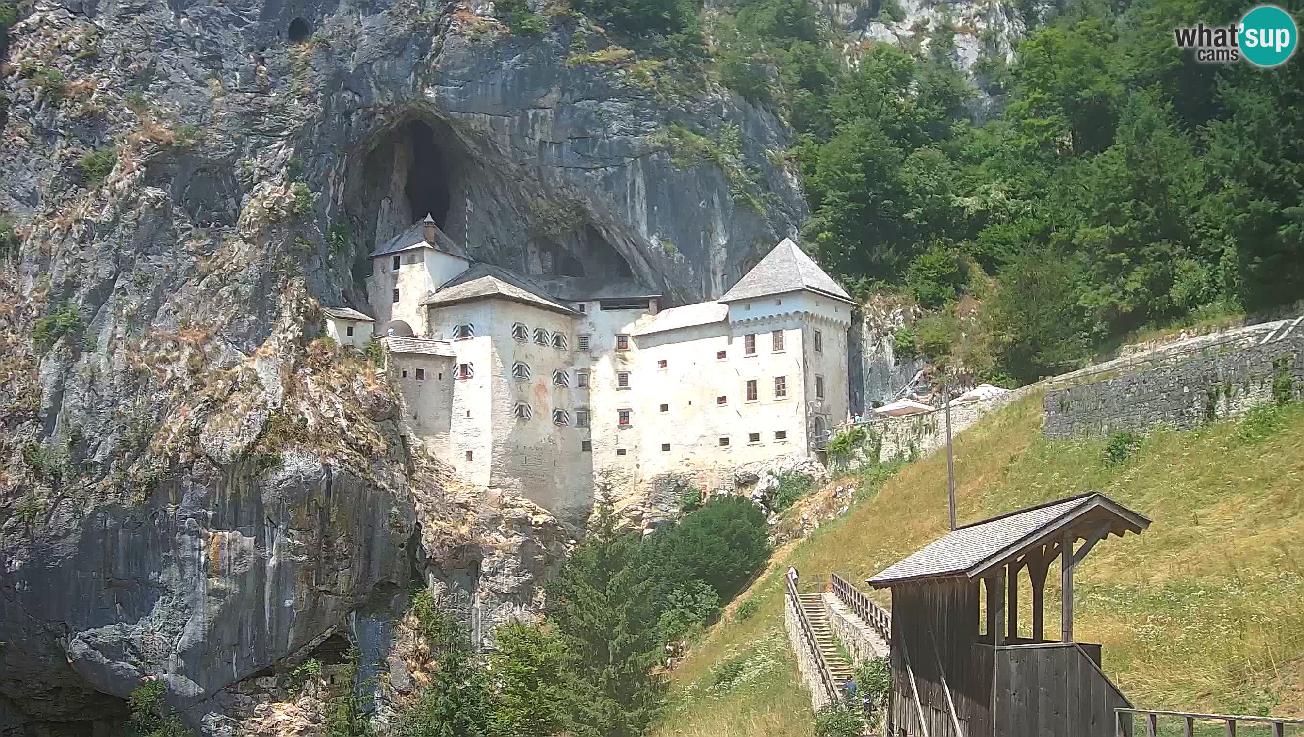 Live Webcam Predjamski grad – Predjama Castle – Postojna – Slovenia