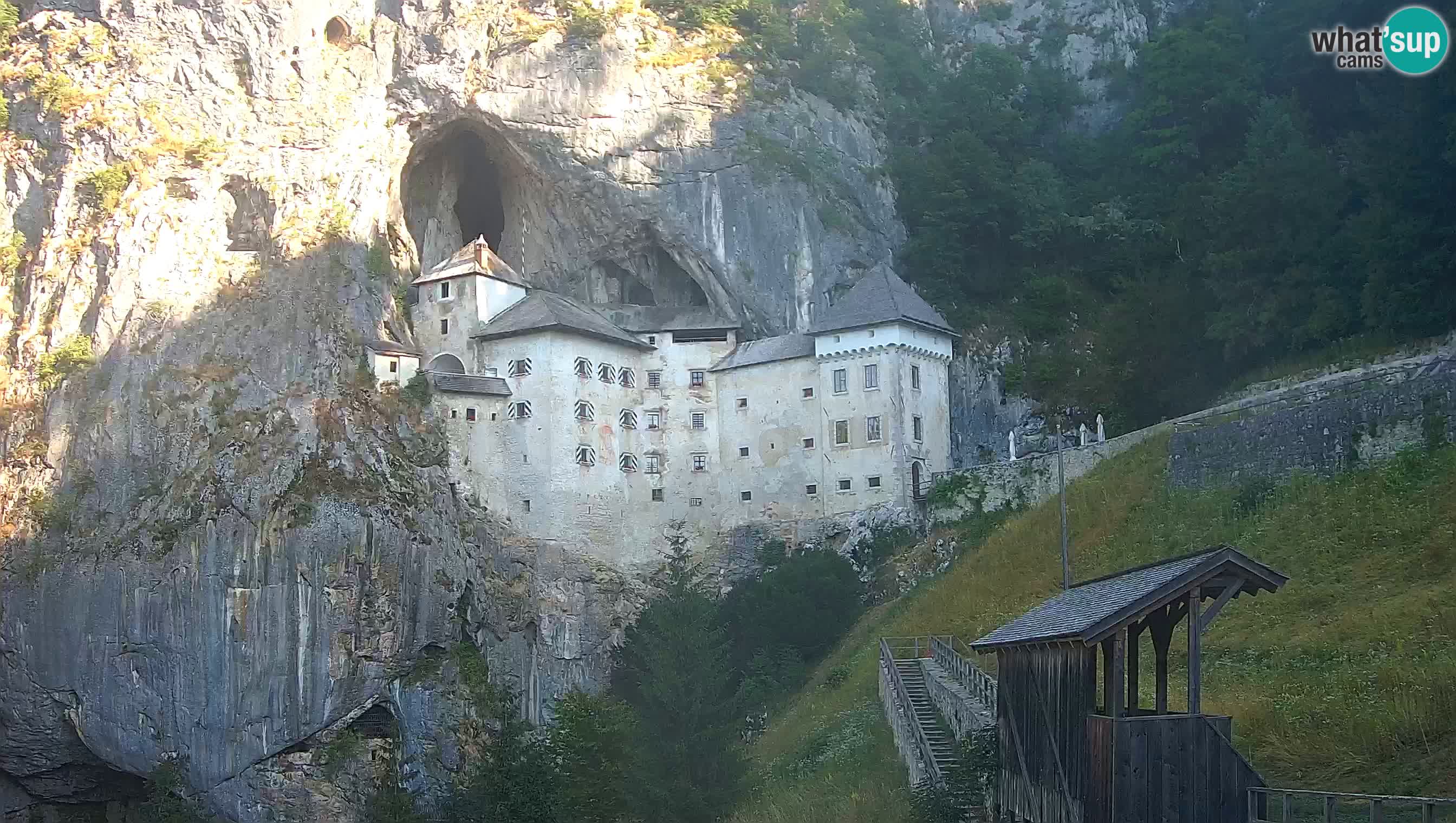 Live Webcam Castello di Predjama – Postumia – Slovenia
