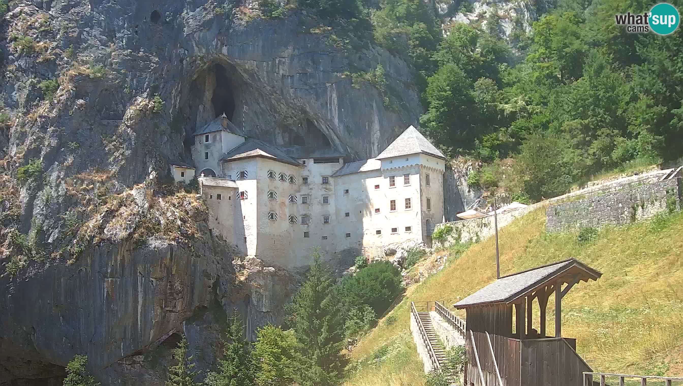 Web kamera Predjamski dvorac – Postojna – Slovenija