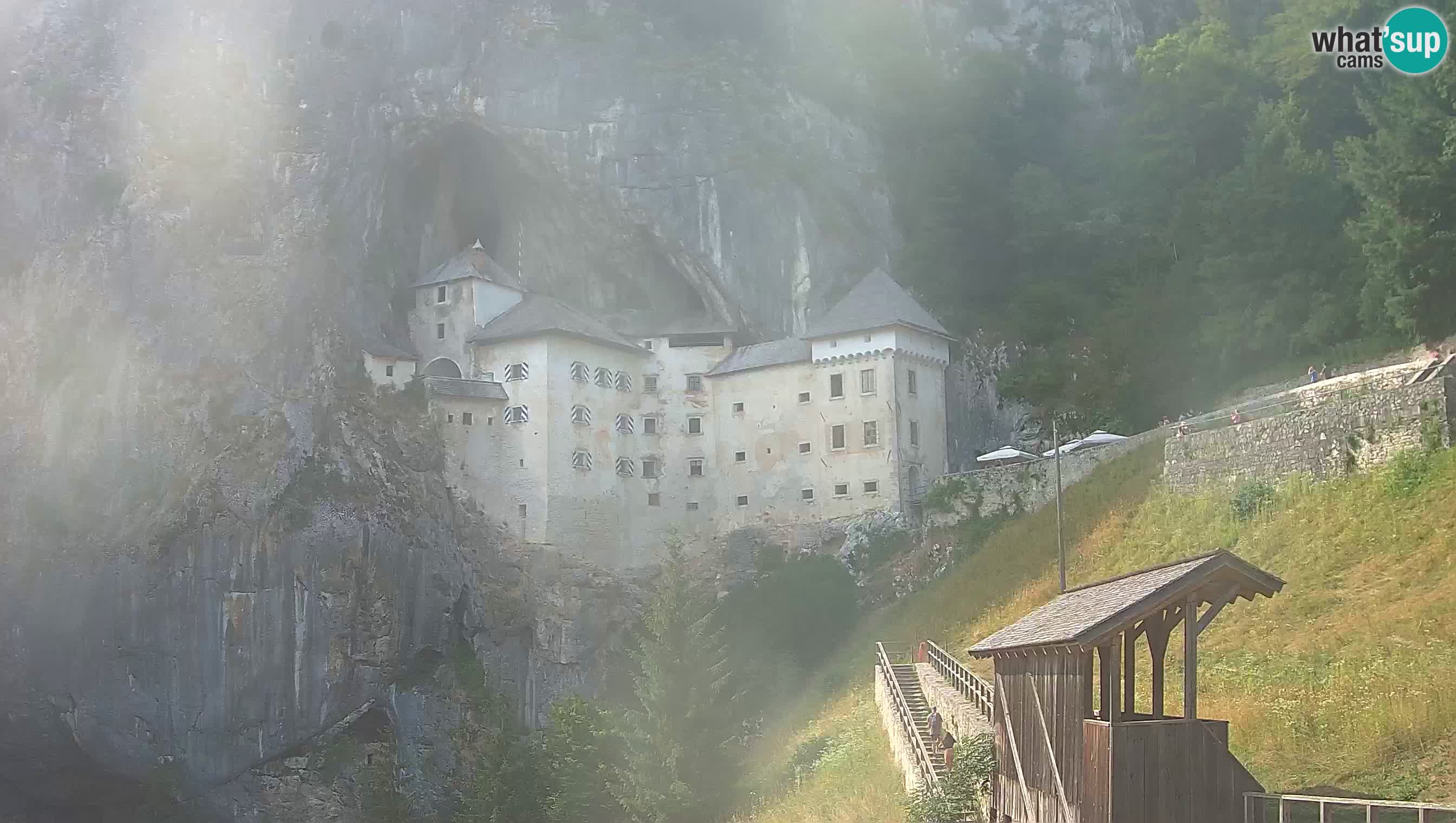 Live Webcam Predjamski grad – Predjama Castle – Postojna – Slovenia