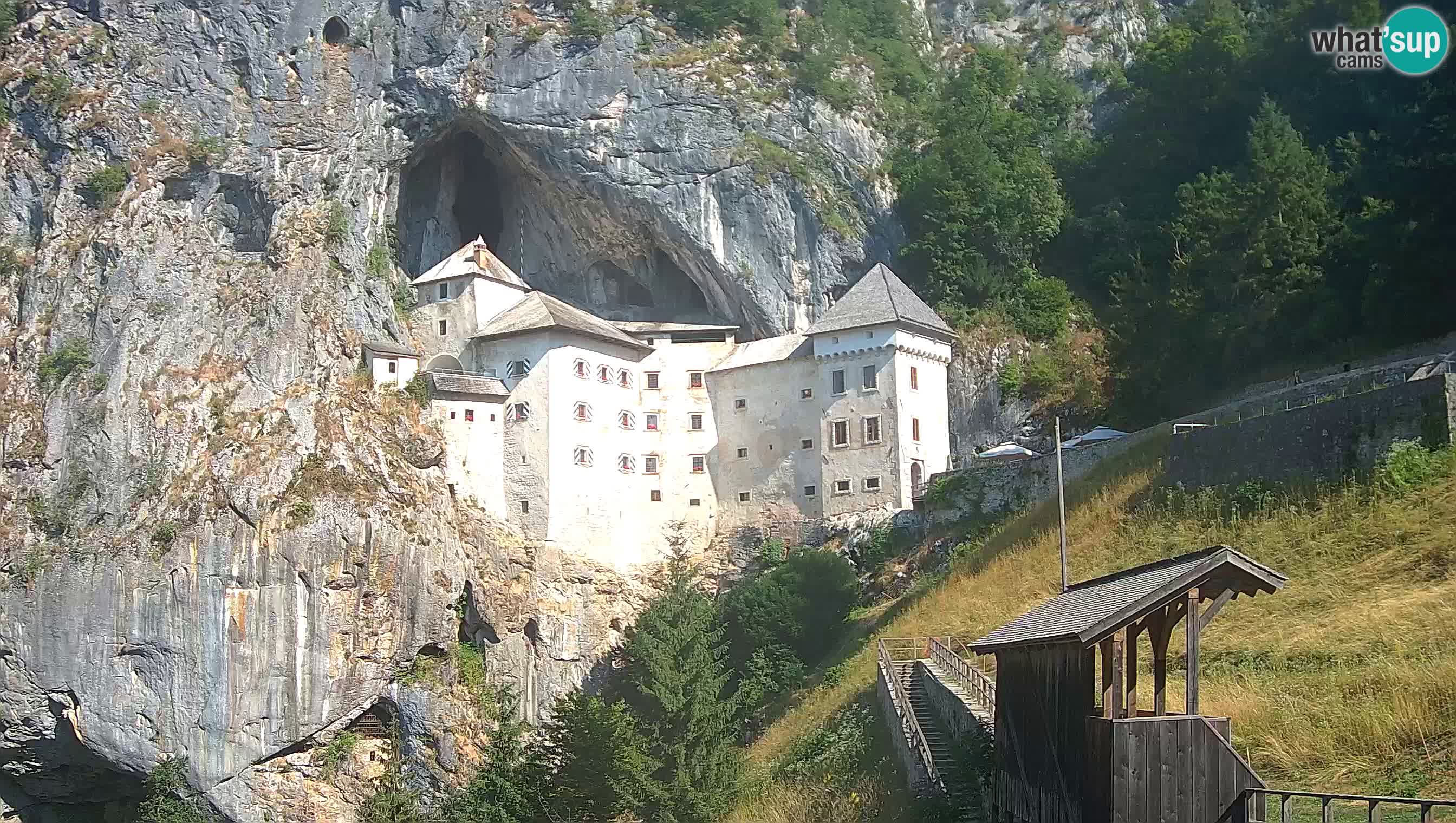 Live Webcam Predjamski grad – Predjama Castle – Postojna – Slovenia