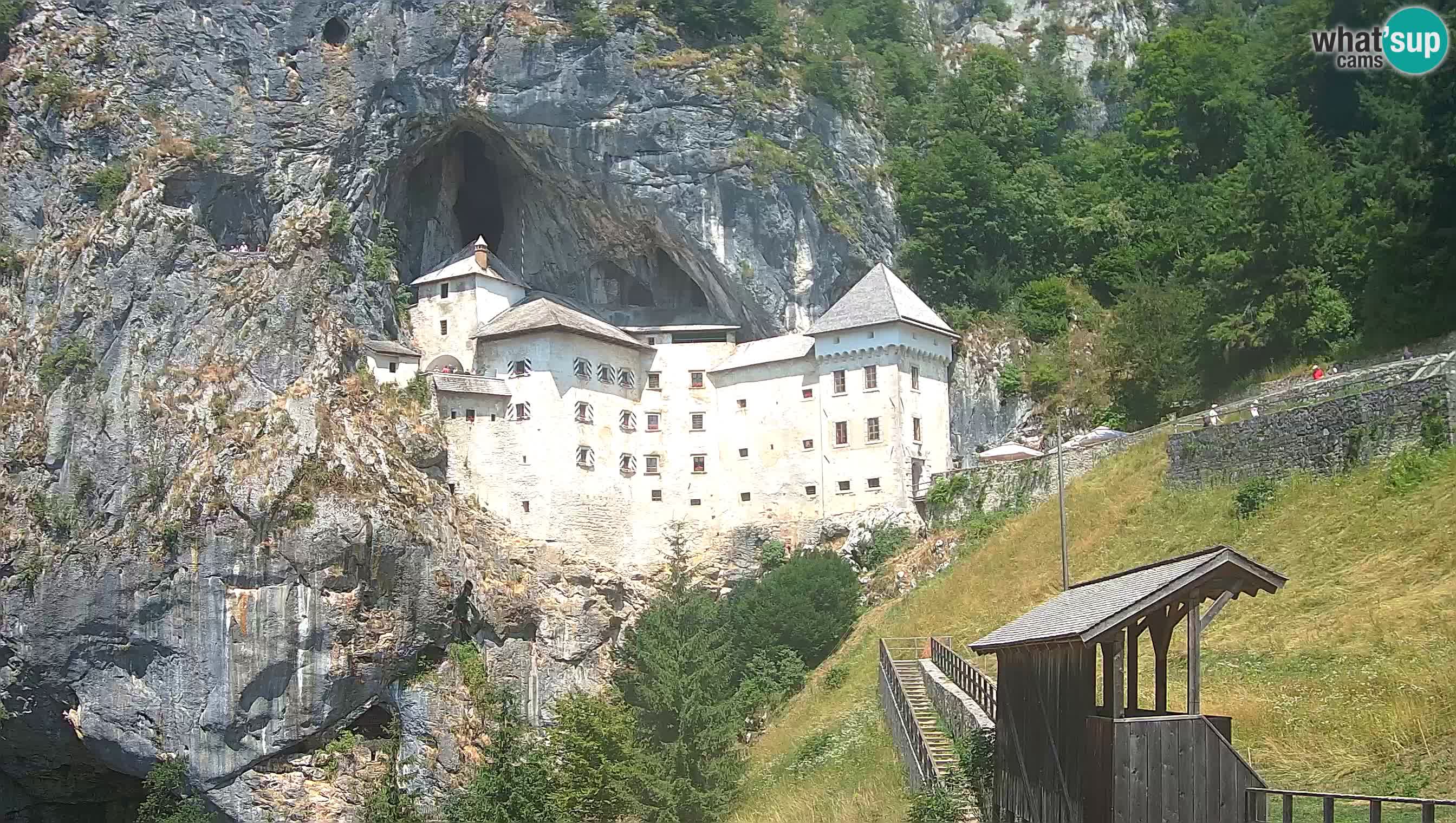 Live Webcam Predjamski grad – Predjama Castle – Postojna – Slovenia