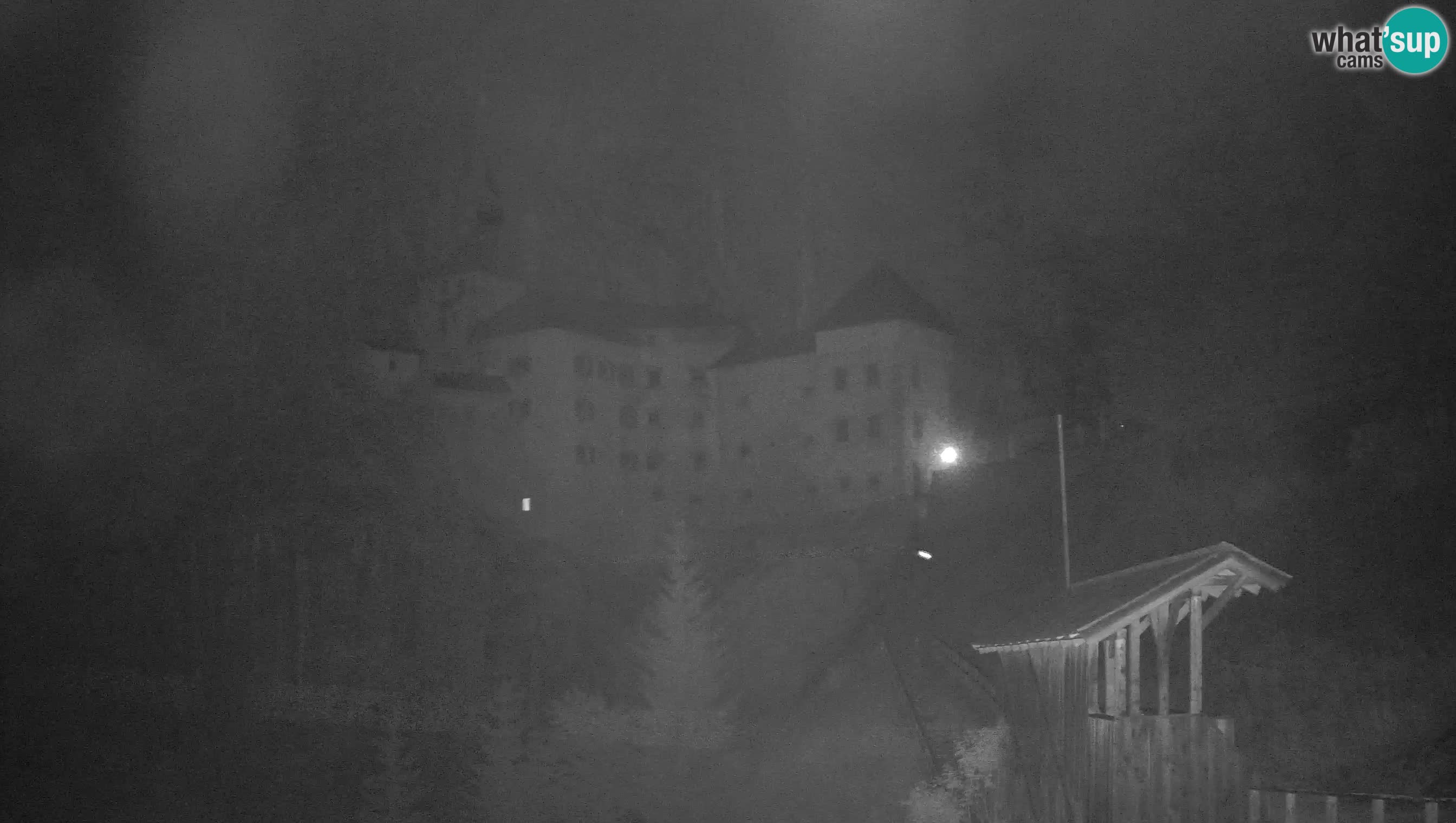 Live Webcam Höhlenburg Predjama – Postojna – Slowenien