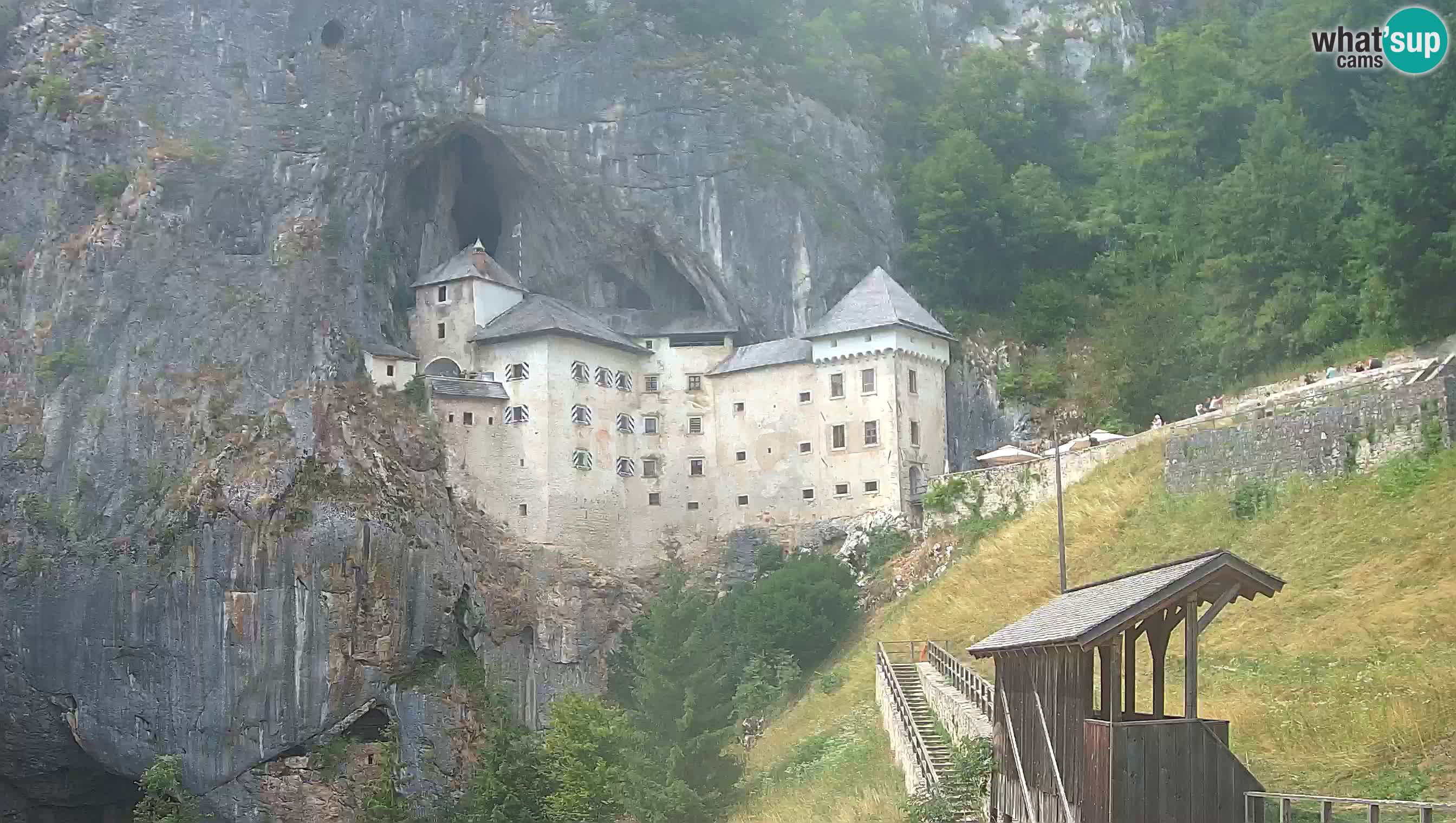 Live Webcam Castello di Predjama – Postumia – Slovenia