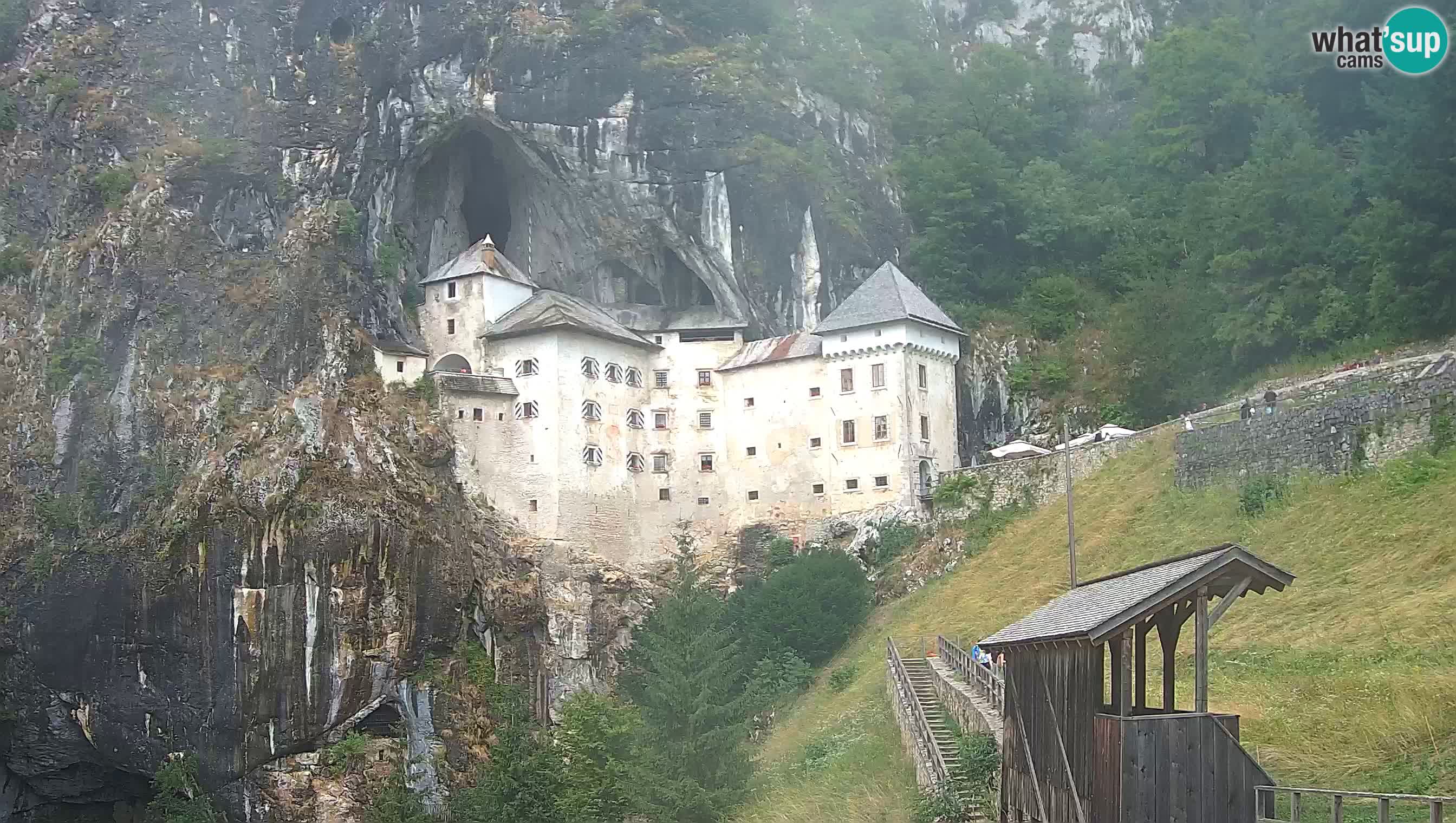 Live Webcam Predjamski grad – Predjama Castle – Postojna – Slovenia