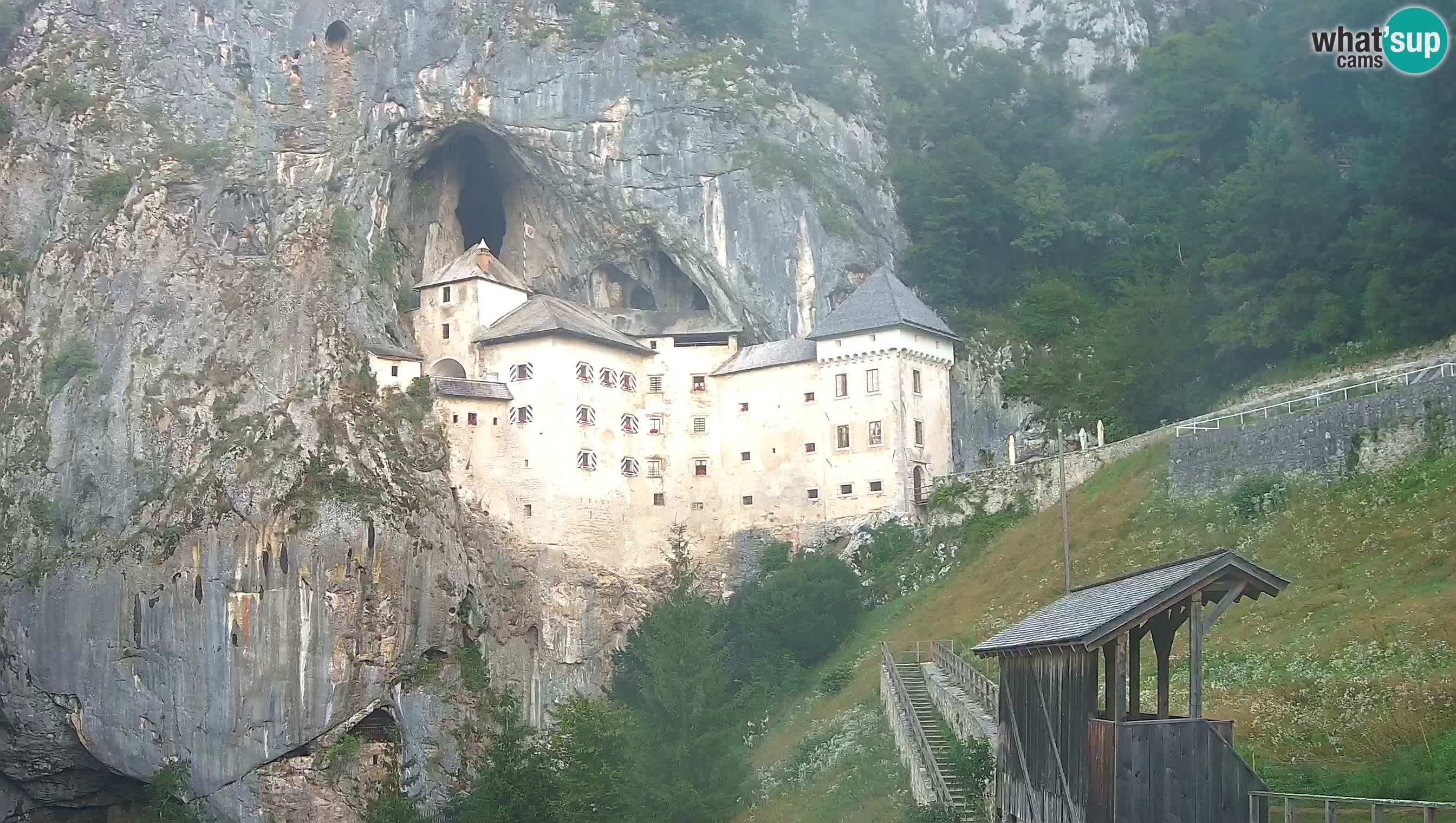 Live Webcam Castello di Predjama – Postumia – Slovenia