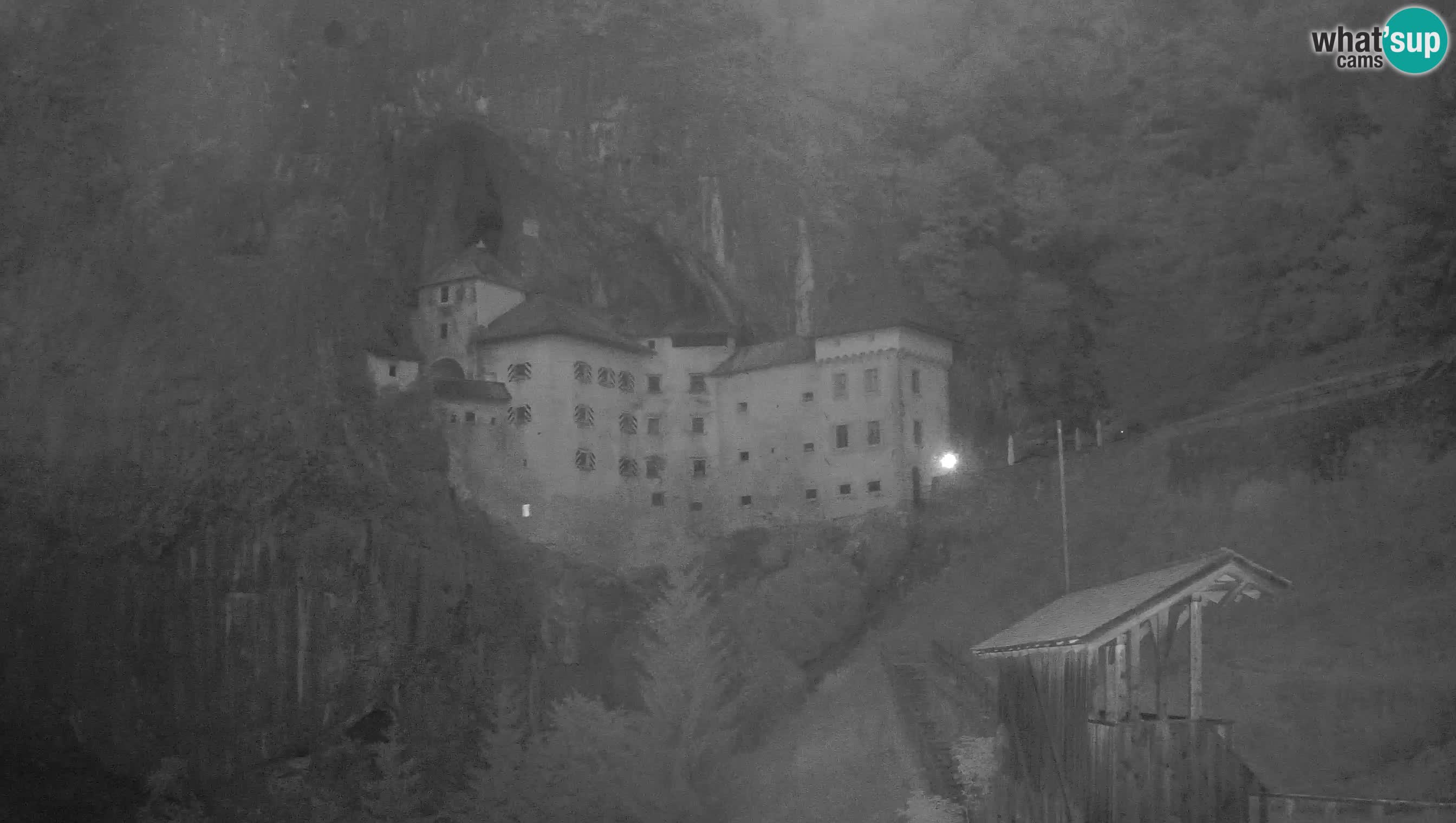 Live Webcam Grad Predjama – Château de Predjama – Postojna – Slovénie