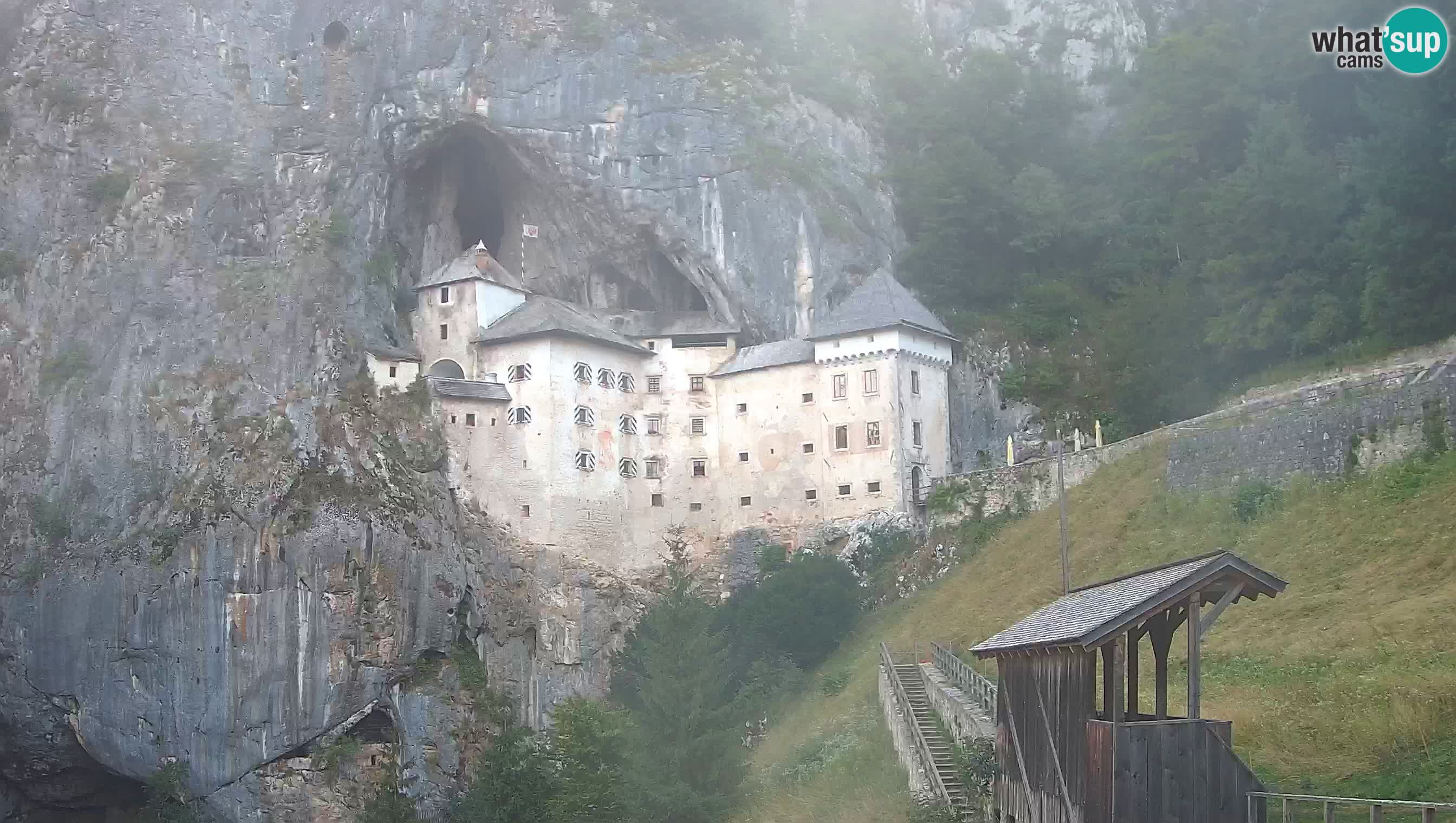 Live Webcam Castello di Predjama – Postumia – Slovenia