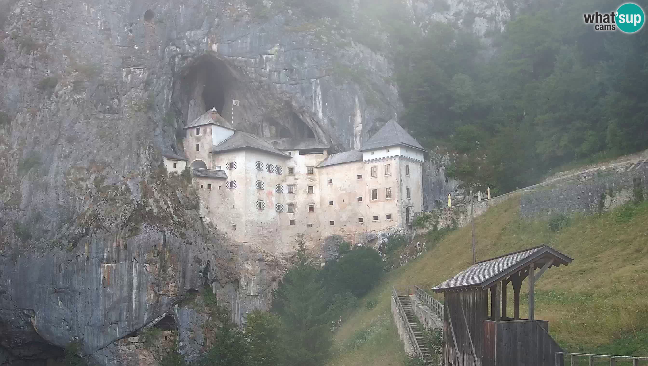 Live Webcam Castello di Predjama – Postumia – Slovenia