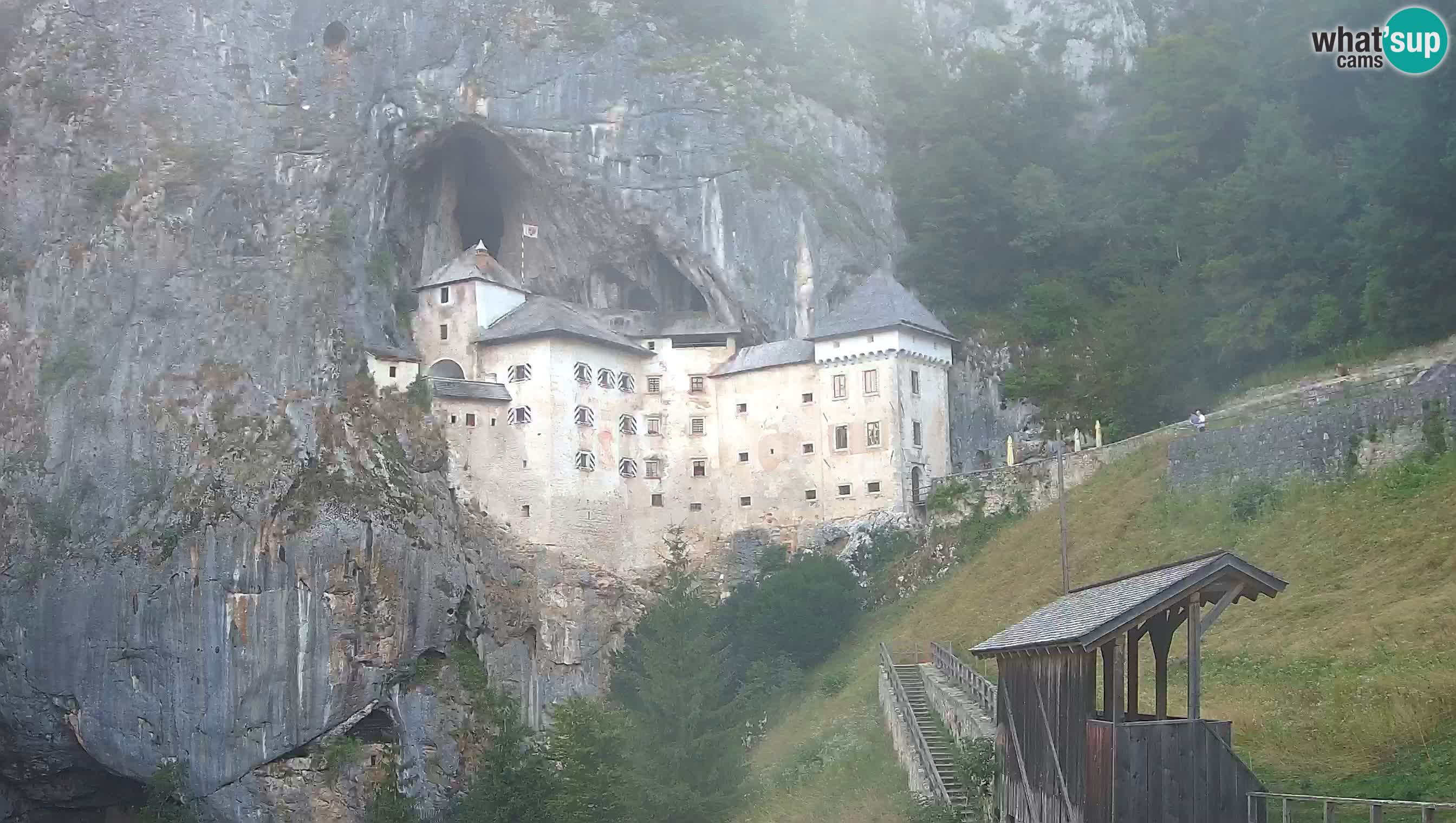 Live Webcam Castello di Predjama – Postumia – Slovenia
