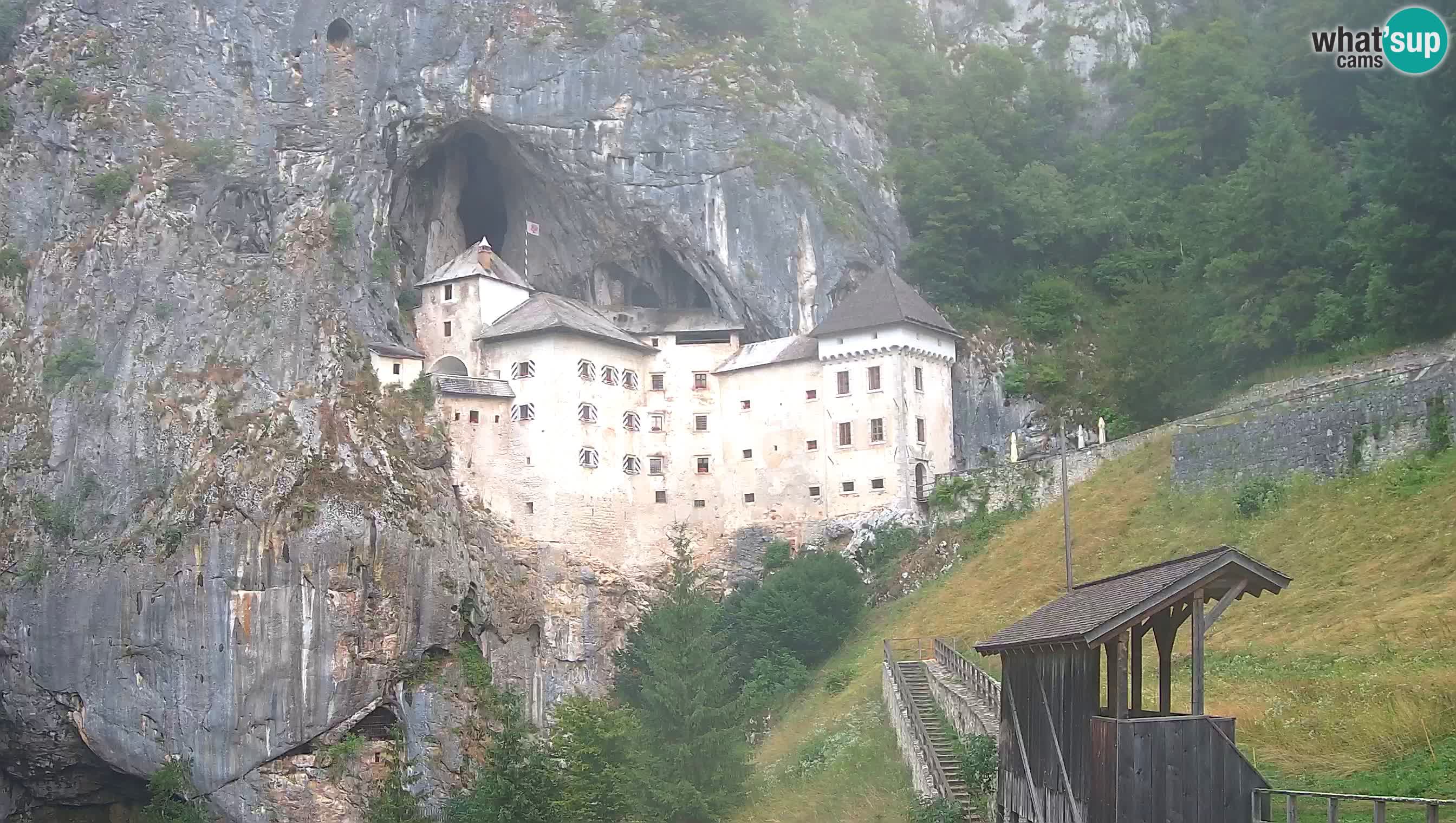 Live Webcam Castello di Predjama – Postumia – Slovenia