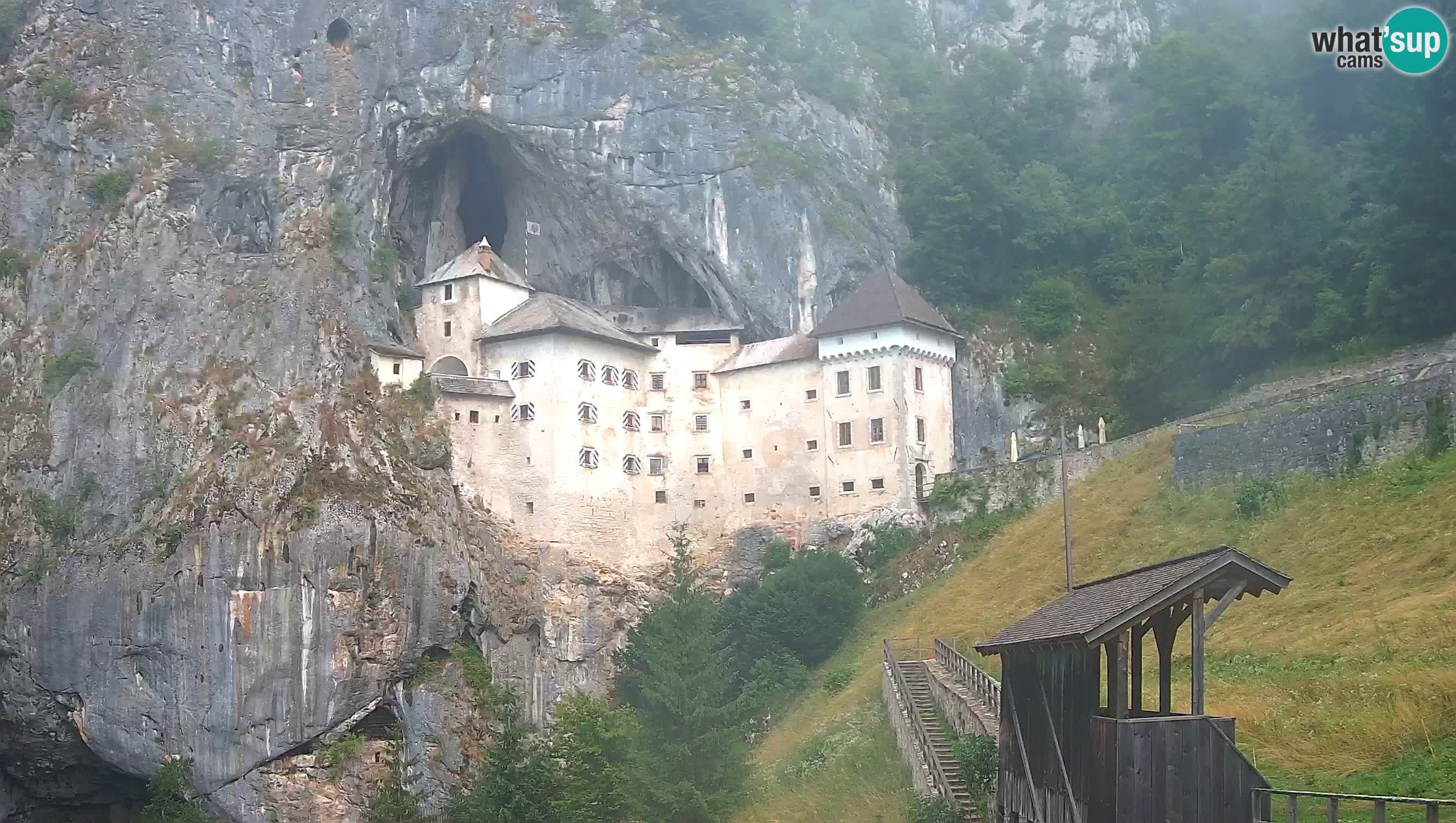 Live Webcam Castello di Predjama – Postumia – Slovenia