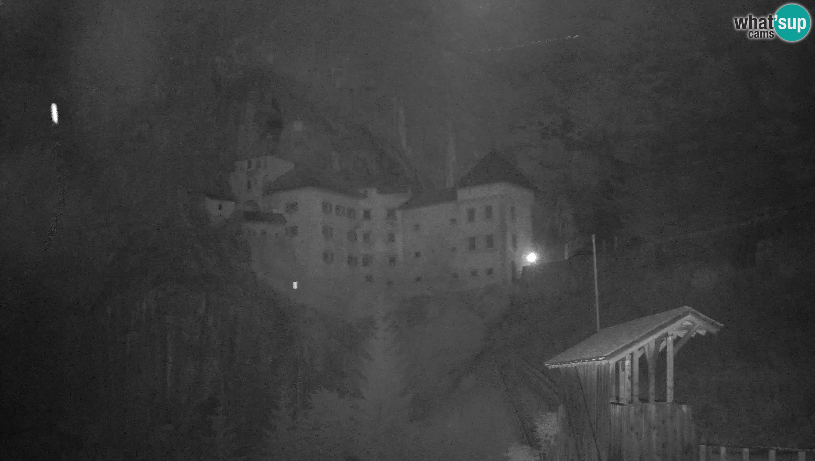 Live Webcam Höhlenburg Predjama – Postojna – Slowenien