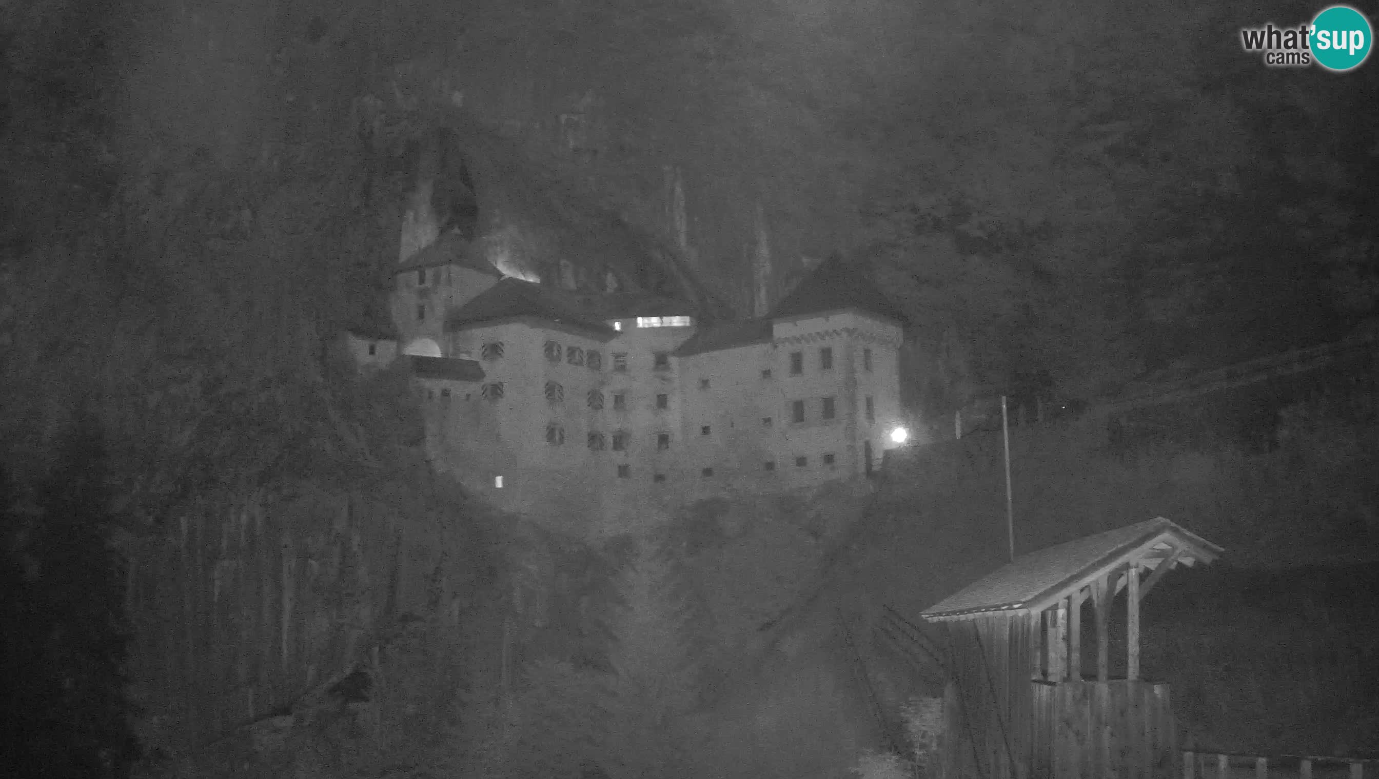 Live Webcam Grad Predjama – Château de Predjama – Postojna – Slovénie