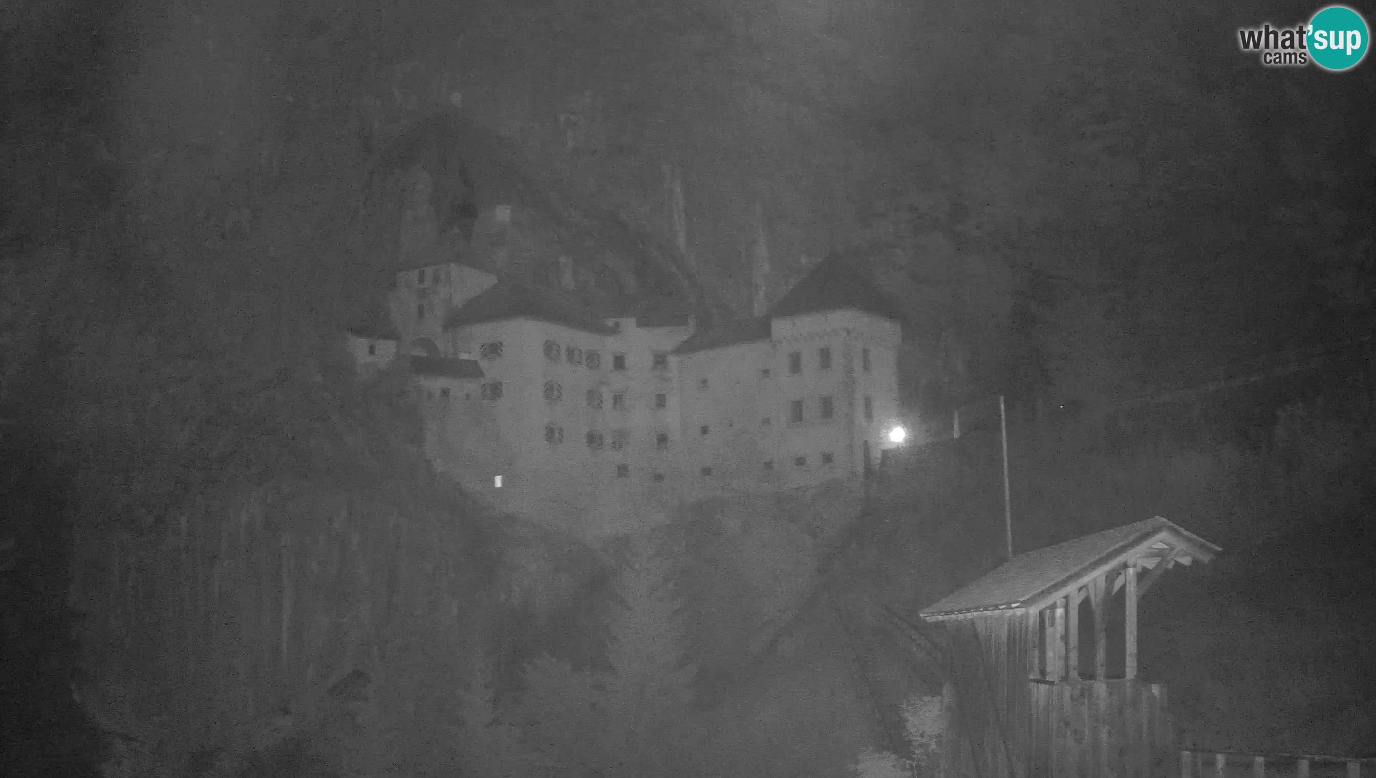 Live Webcam Grad Predjama – Château de Predjama – Postojna – Slovénie