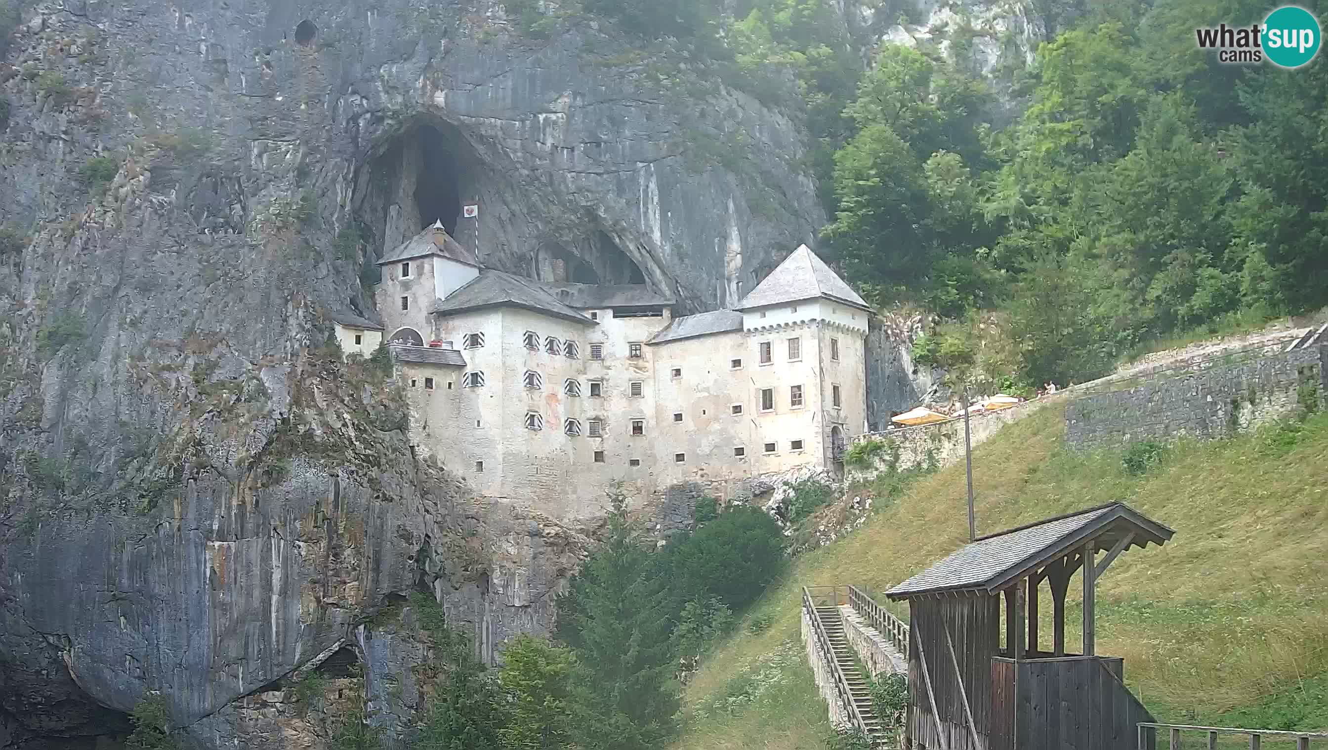 Camera en vivo Castillo de Predjama – Postojna – Eslovenia