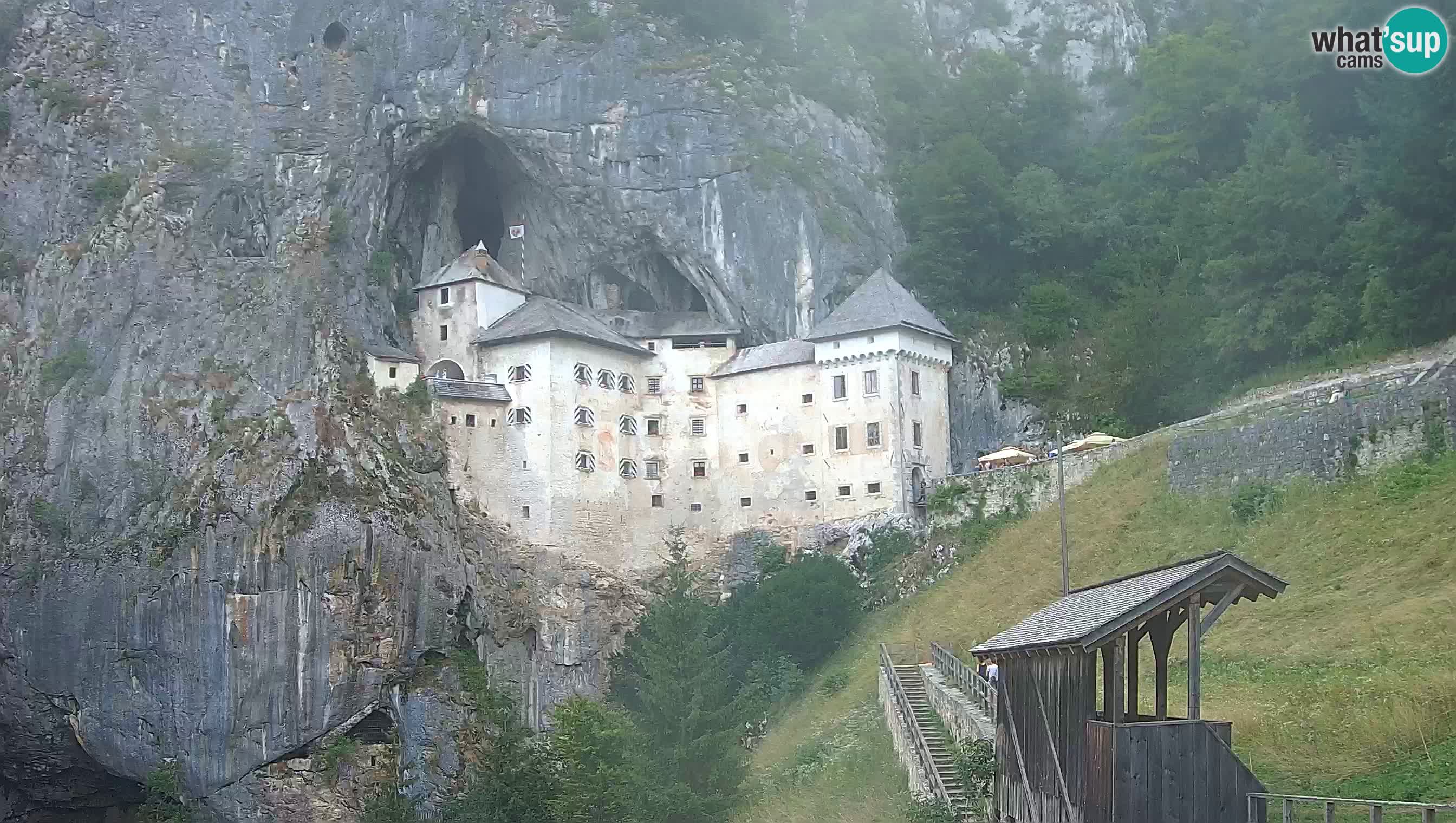 Live Webcam Predjamski grad – Predjama Castle – Postojna – Slovenia