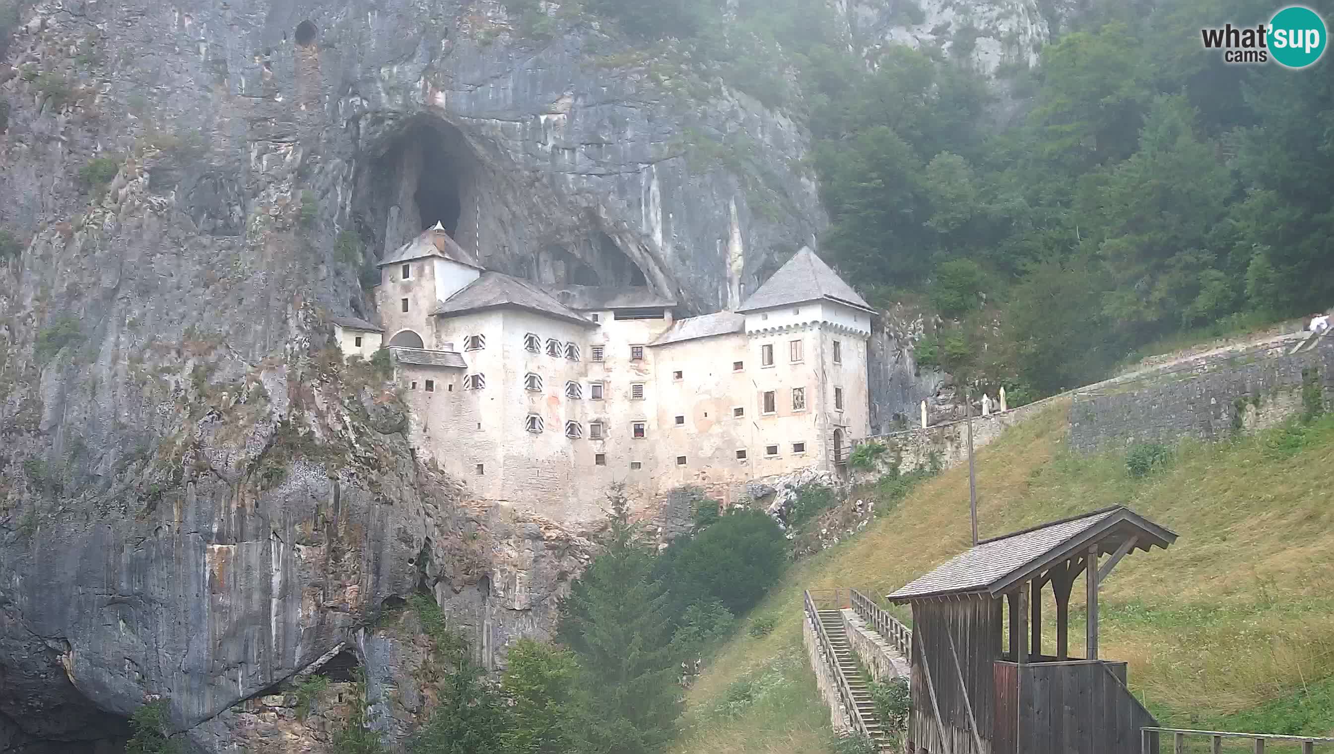 Live Webcam Predjamski grad – Predjama Castle – Postojna – Slovenia