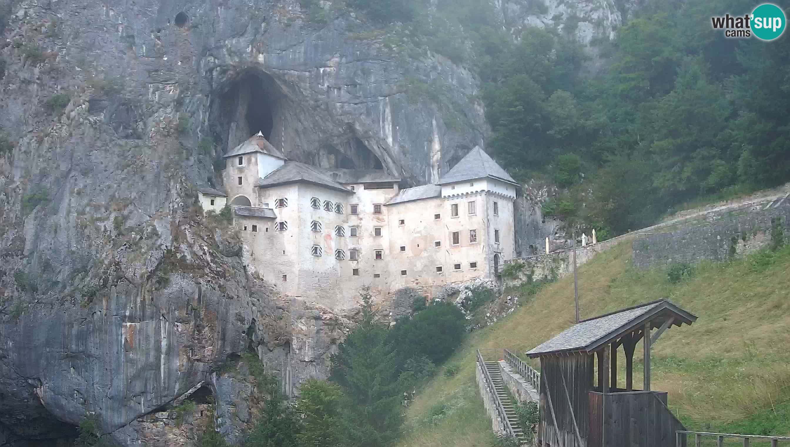 Live Webcam Castello di Predjama – Postumia – Slovenia